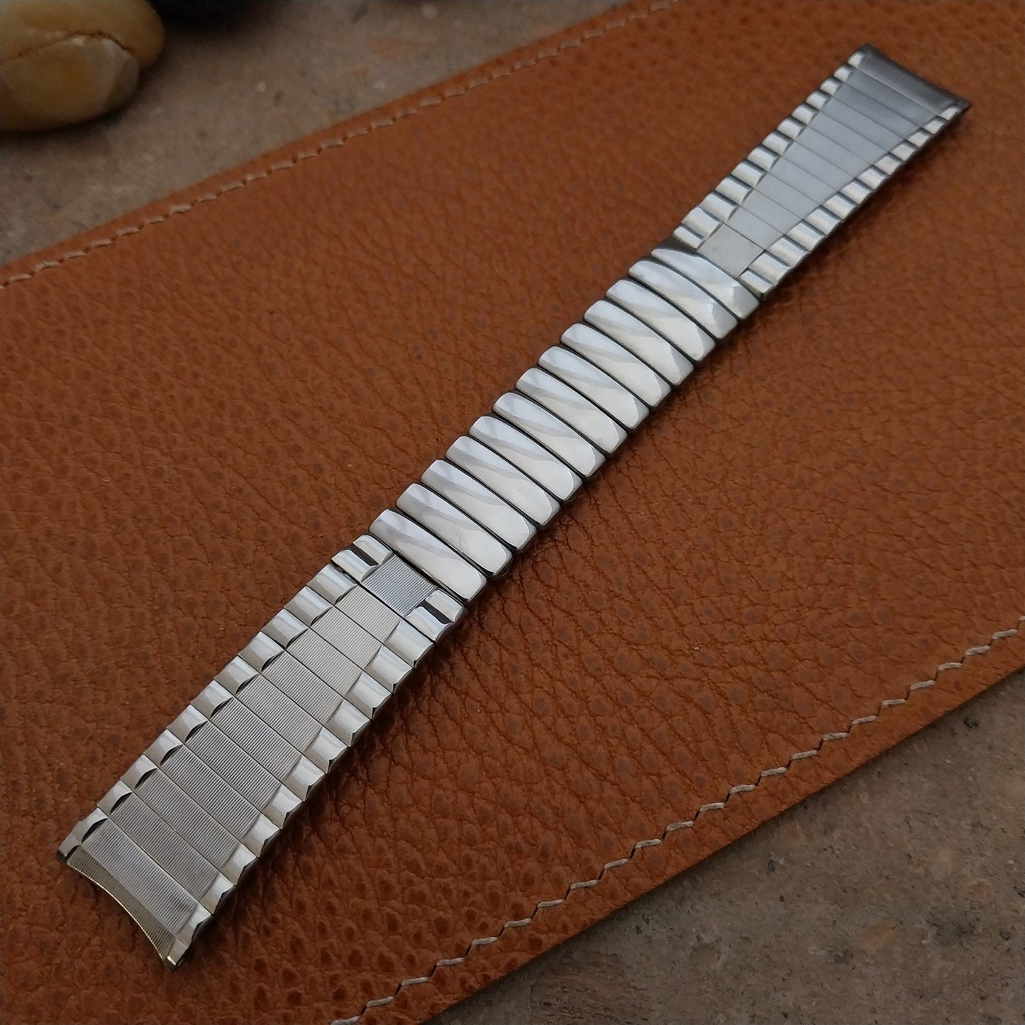 Vintage 17.2mm 1960s-1970s Vintage Stainless Steel Classic Expansion Watch Band