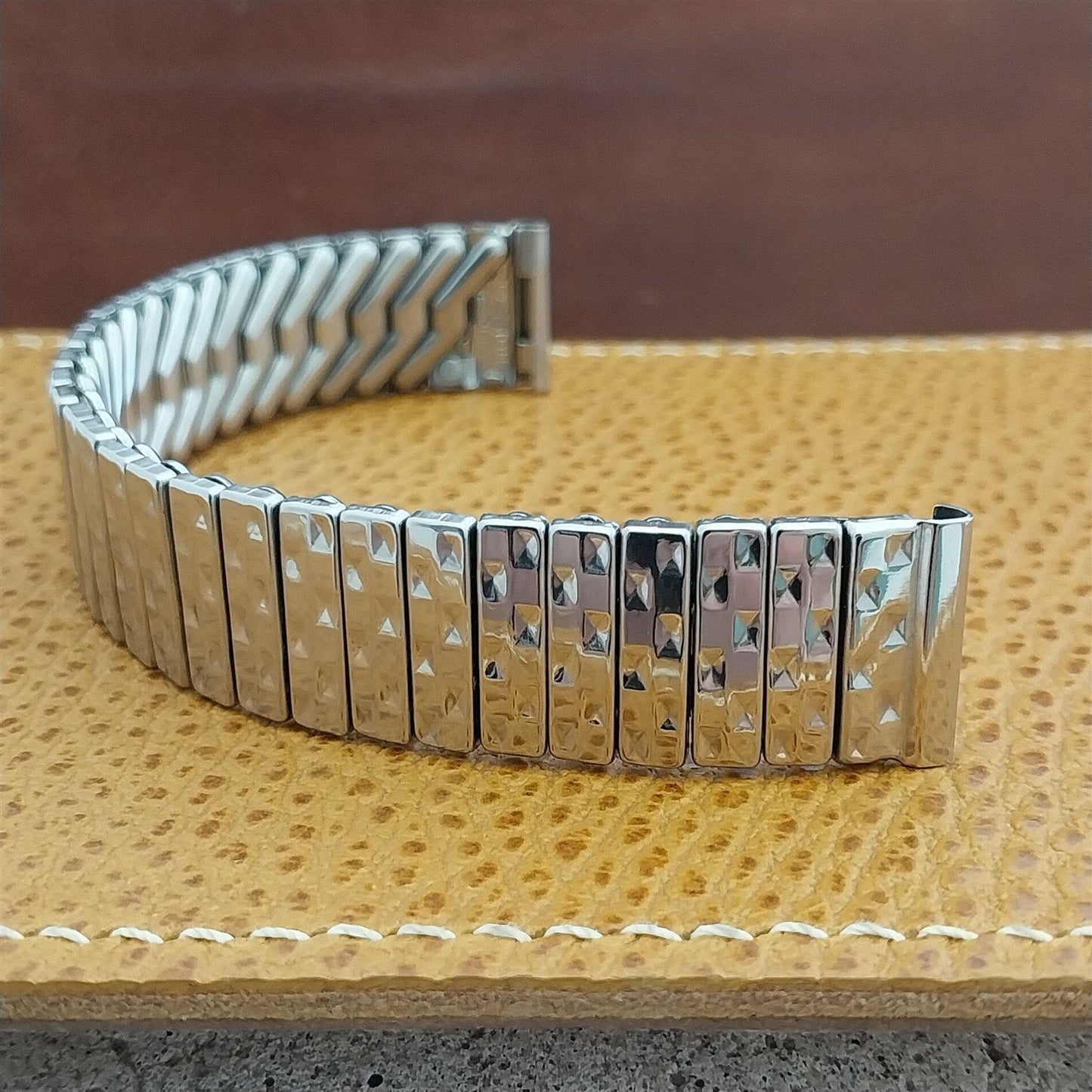 5/8" Stainless Steel Expansion Classique USA nos 1950s Vintage Watch Band