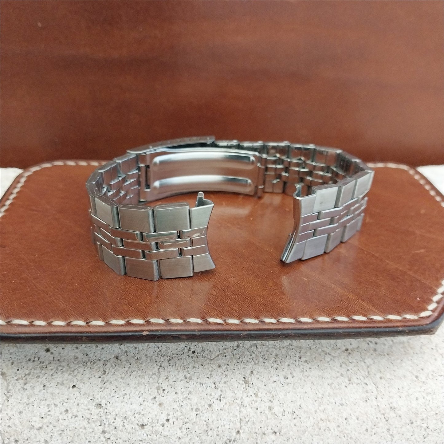 11/16" Benrus Stainless Steel Logo Clasp Unused Classic 1970s Vintage Watch Band