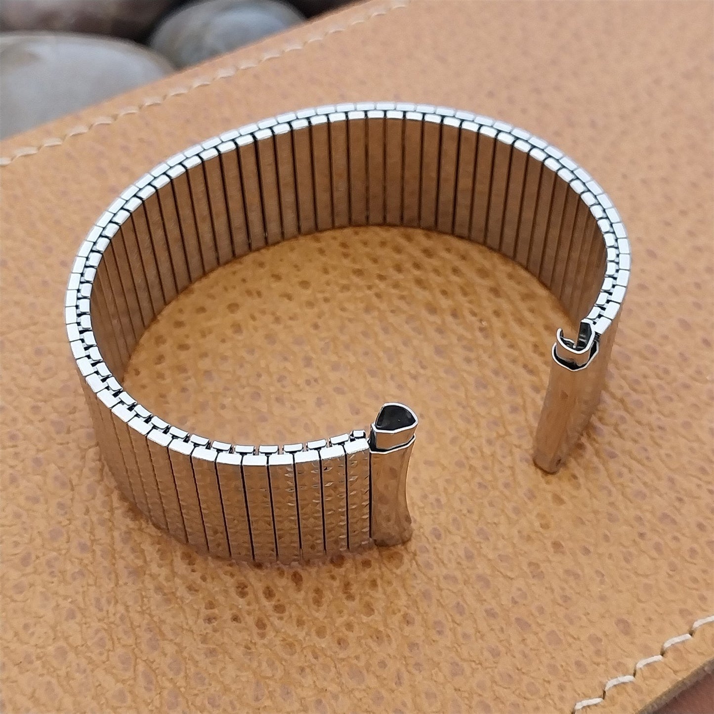 Vintage Bulova 20mm 19mm 18mm 1970s Thinline Stainless Steel Unused Watch Band