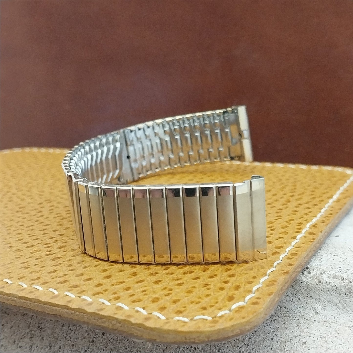 17.2mm 11/16 10k Gold-Filled Expansion nos 1950s JB Champion Vintage Watch Band