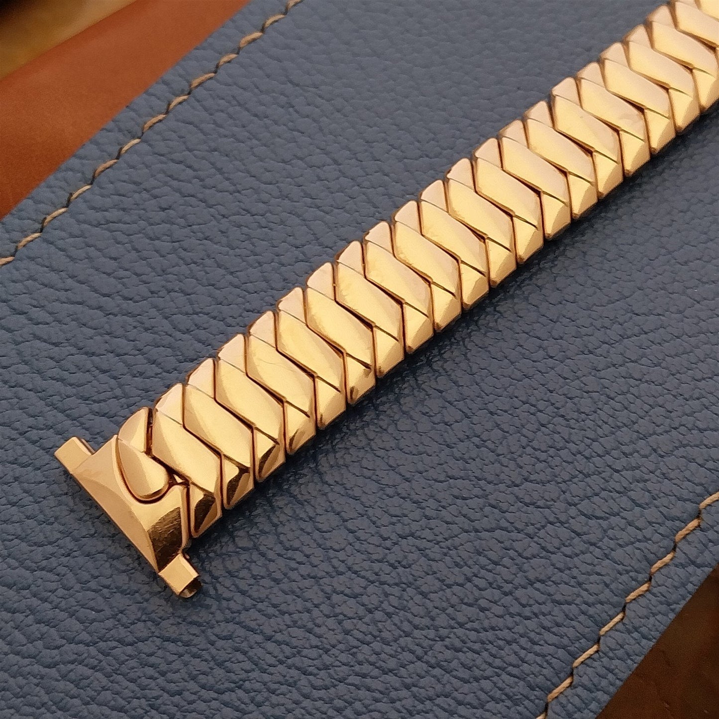 Classic 12k Rose Gold-Filled Expansion JB Champion USA 1950s Vintage Watch Band