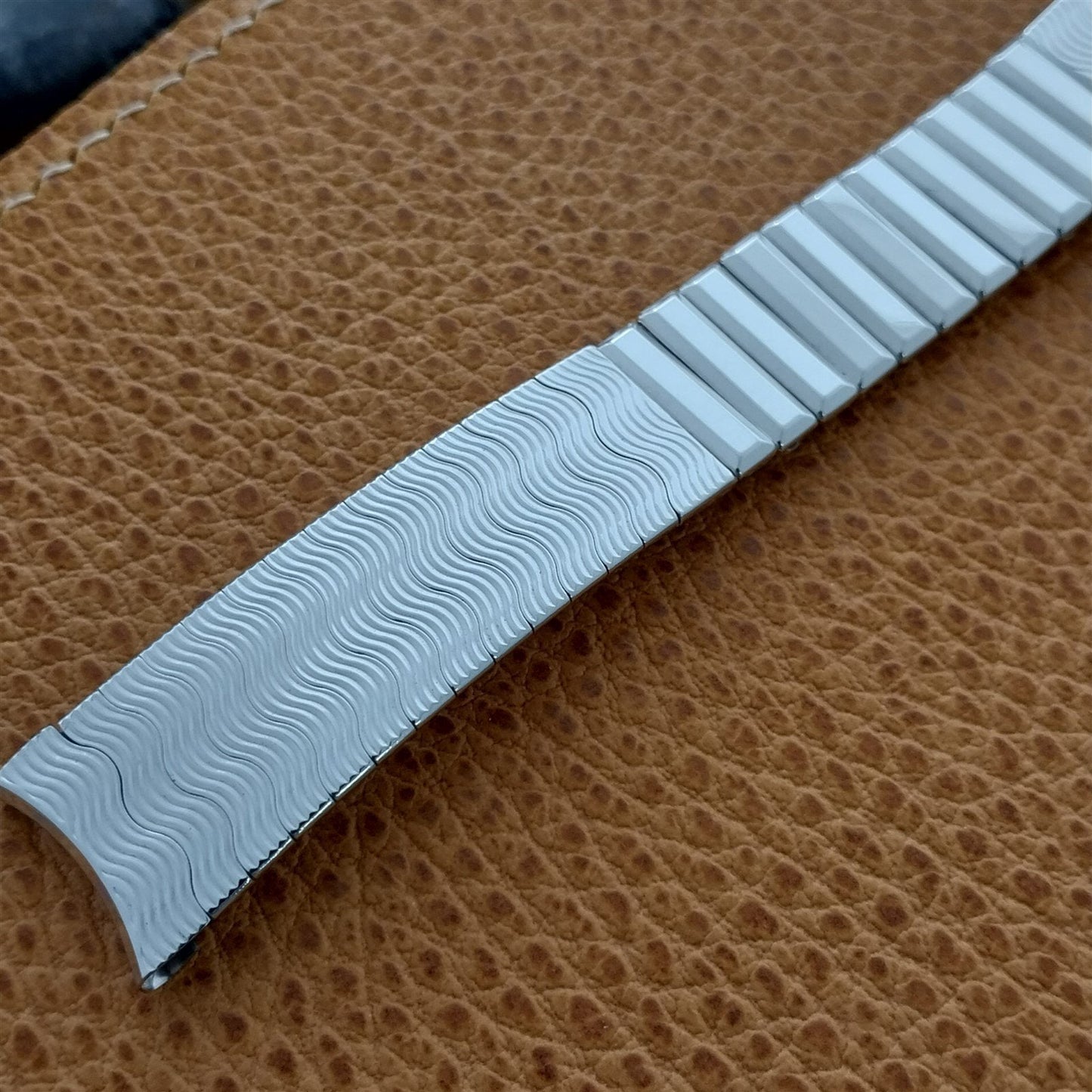 Vintage 17.2mm White Gold-Filled Kreisler nos Unused Classic 1960s Watch Band