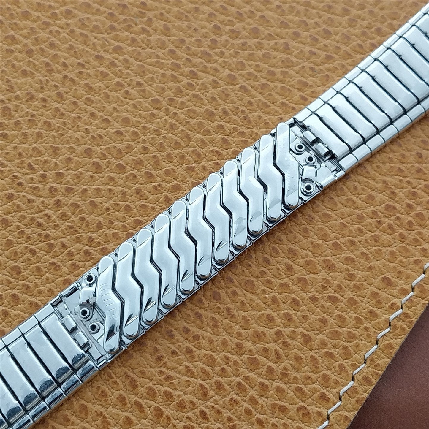 Vintage 17.2mm White Gold-Filled Kreisler nos Unused Classic 1960s Watch Band