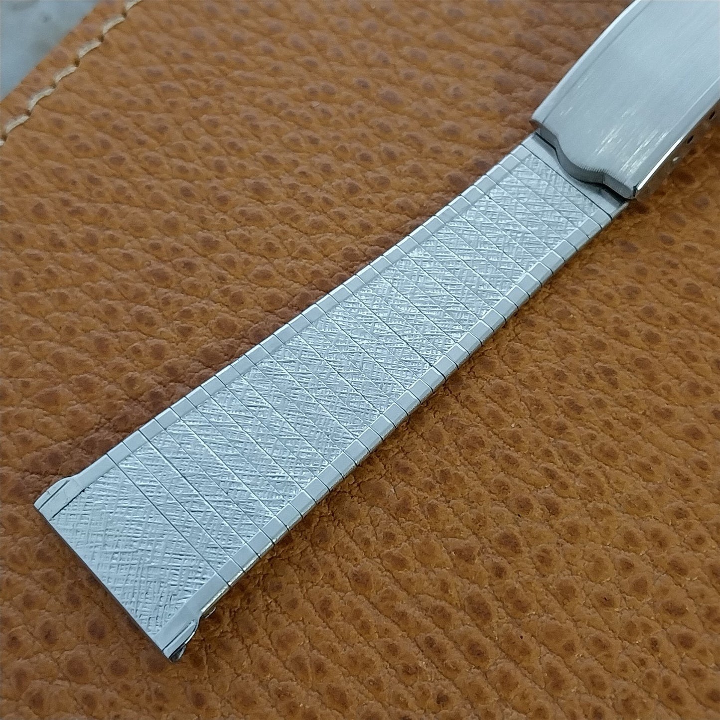 18mm 19mm Kestenmade USA Stainless Steel nos Unused 60s-1970s Vintage Watch Band