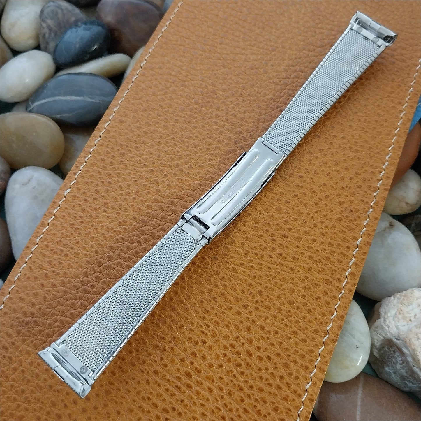 18mm 19mm Kestenmade USA Stainless Steel nos Unused 60s-1970s Vintage Watch Band