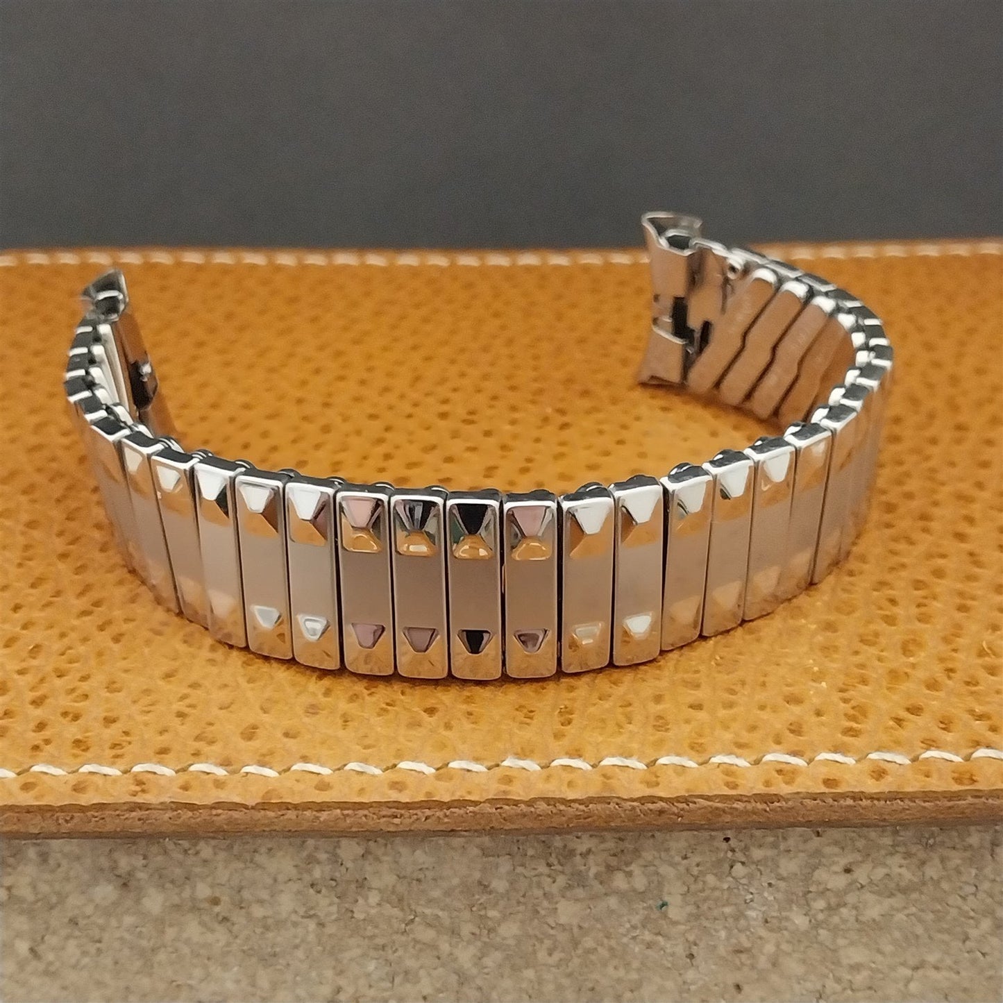 18mm 19mm Baldwin USA Stainless Steel Expansion nos 1960s Vintage Watch Band