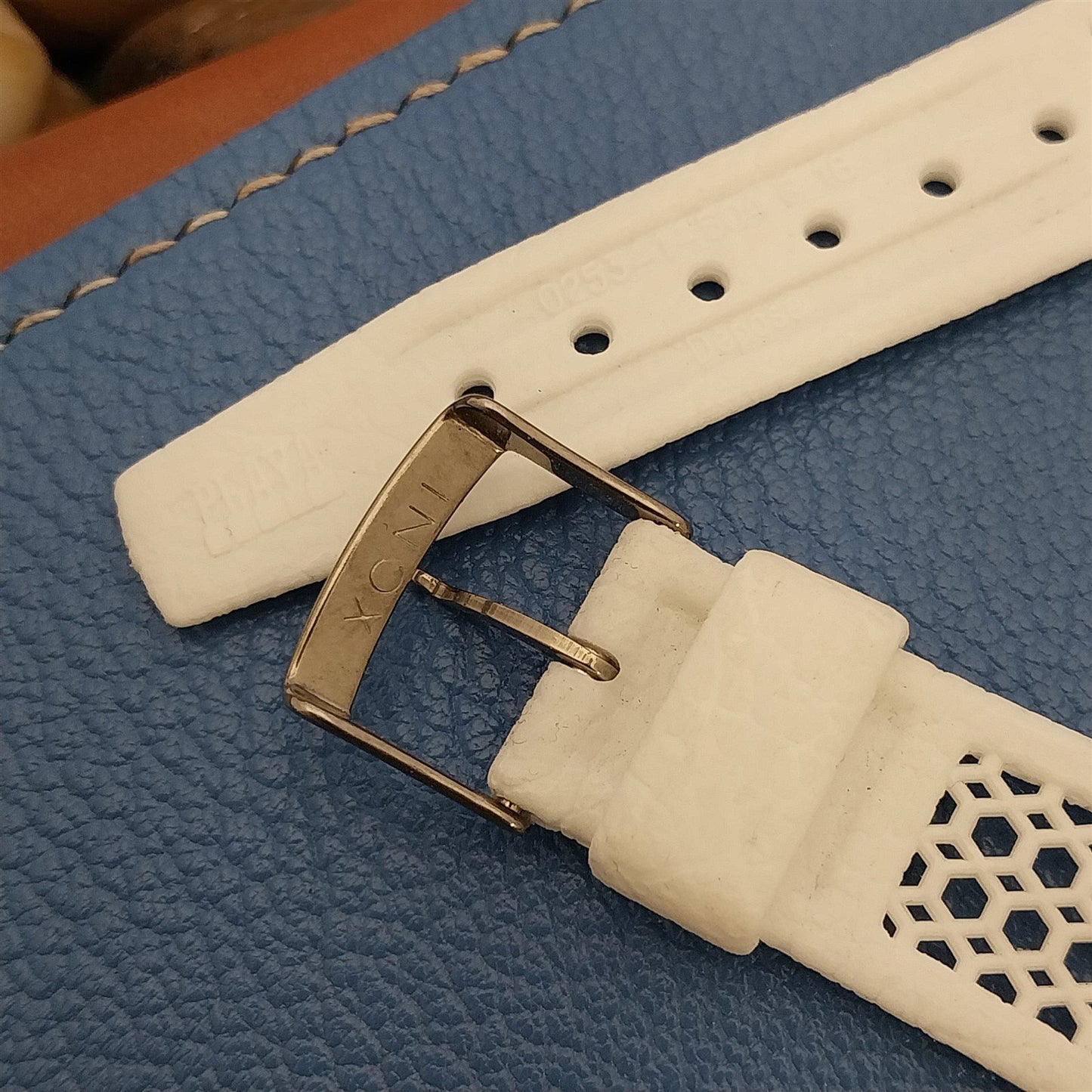 18mm Skindiver Swiss Ventilated Golay Playa White Classic Diver Watch Band nos