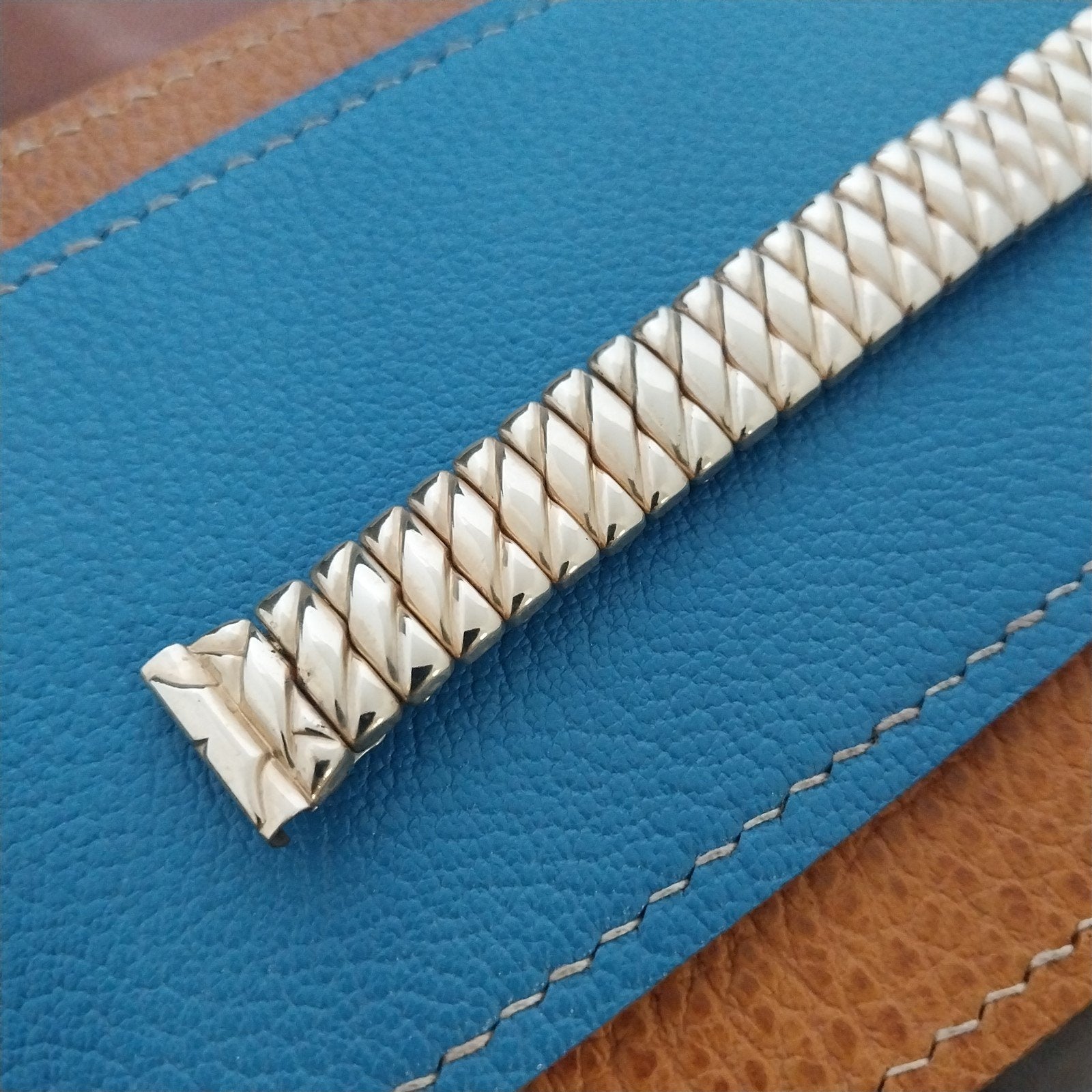 Vintage 5/8" Gold-Filled Stonewall Classic Scissor-Expansion 1940s Watch Band