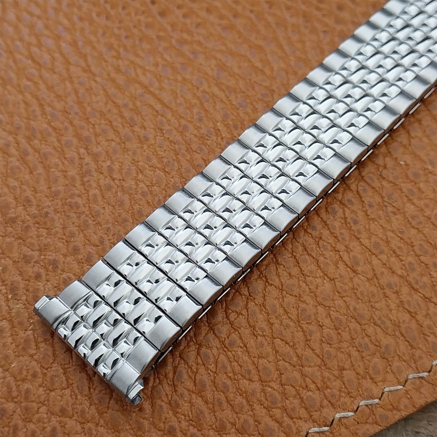 Vintage 1967 Stainless Steel Rice Beads Speidel Tempest 19mm 18mm nos Watch Band