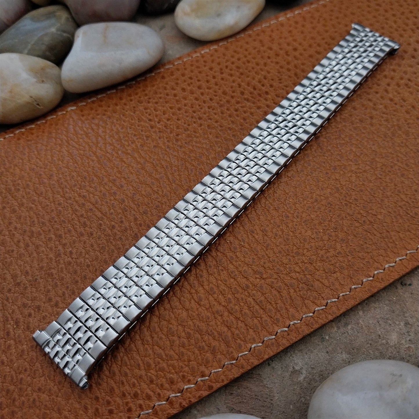 Vintage 1967 Stainless Steel Rice Beads Speidel Tempest 19mm 18mm nos Watch Band