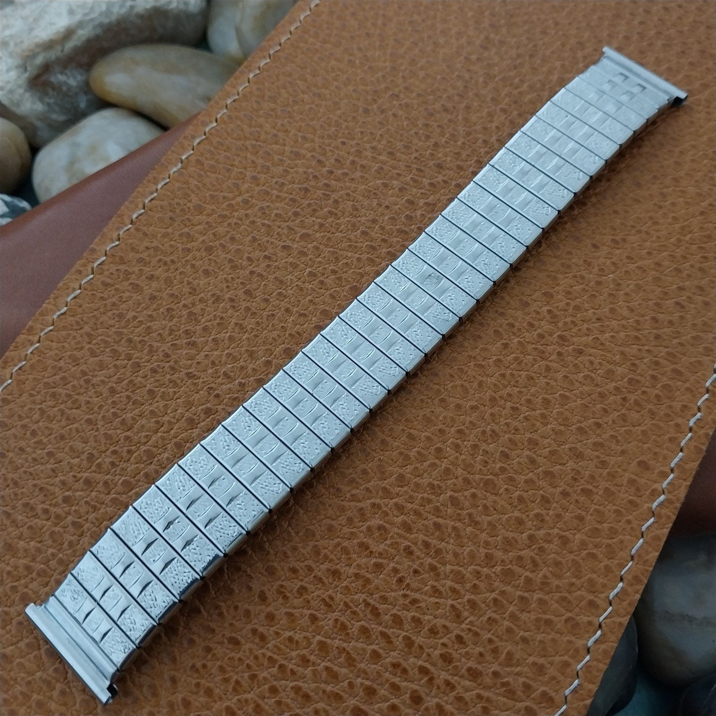 19mm 18mm Stainless Steel 1960s Japan Expansion Unused nos Vintage Watch Band