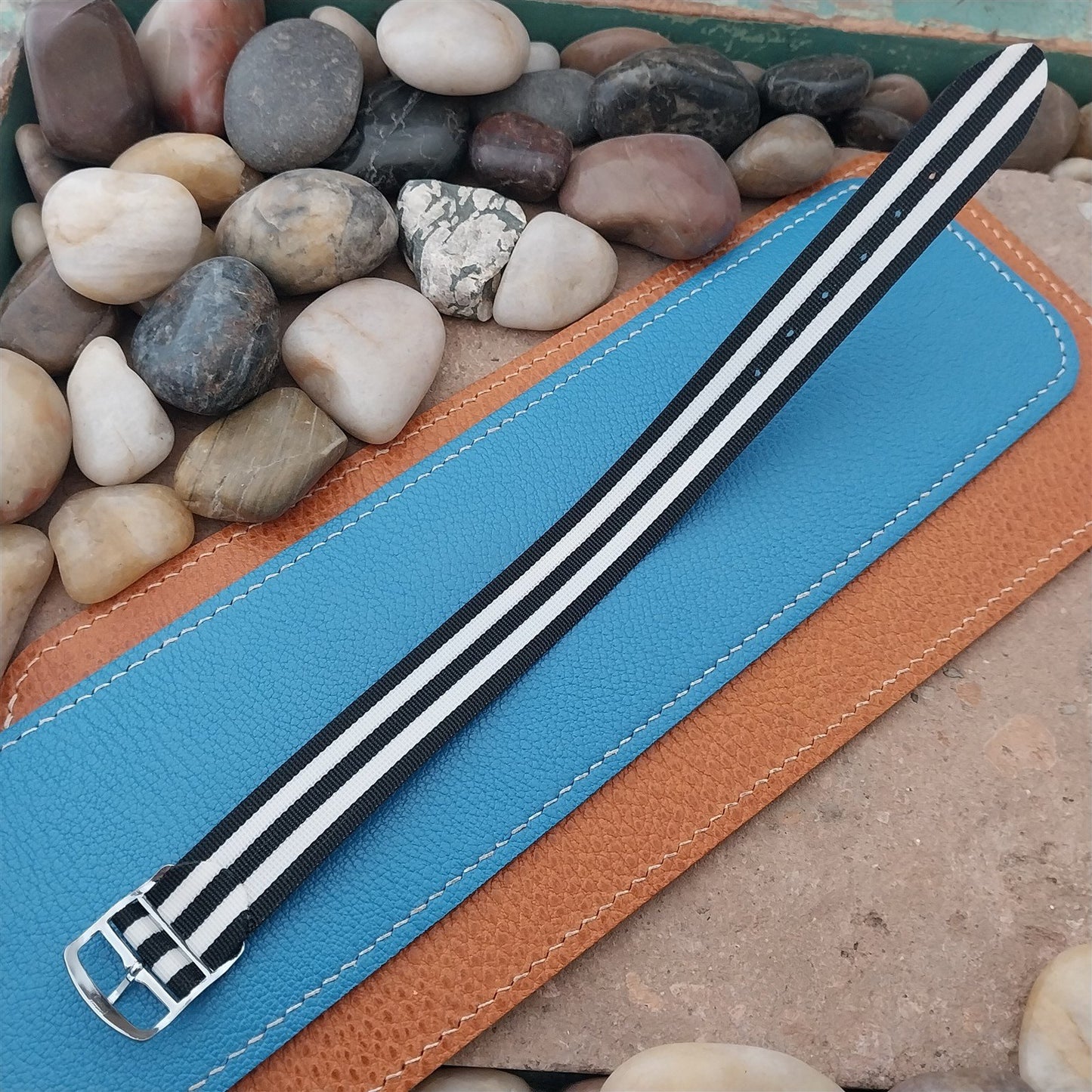 Vintage 18mm Perlon One-Piece Black & White Racing Stripe nos 1960s Watch Band