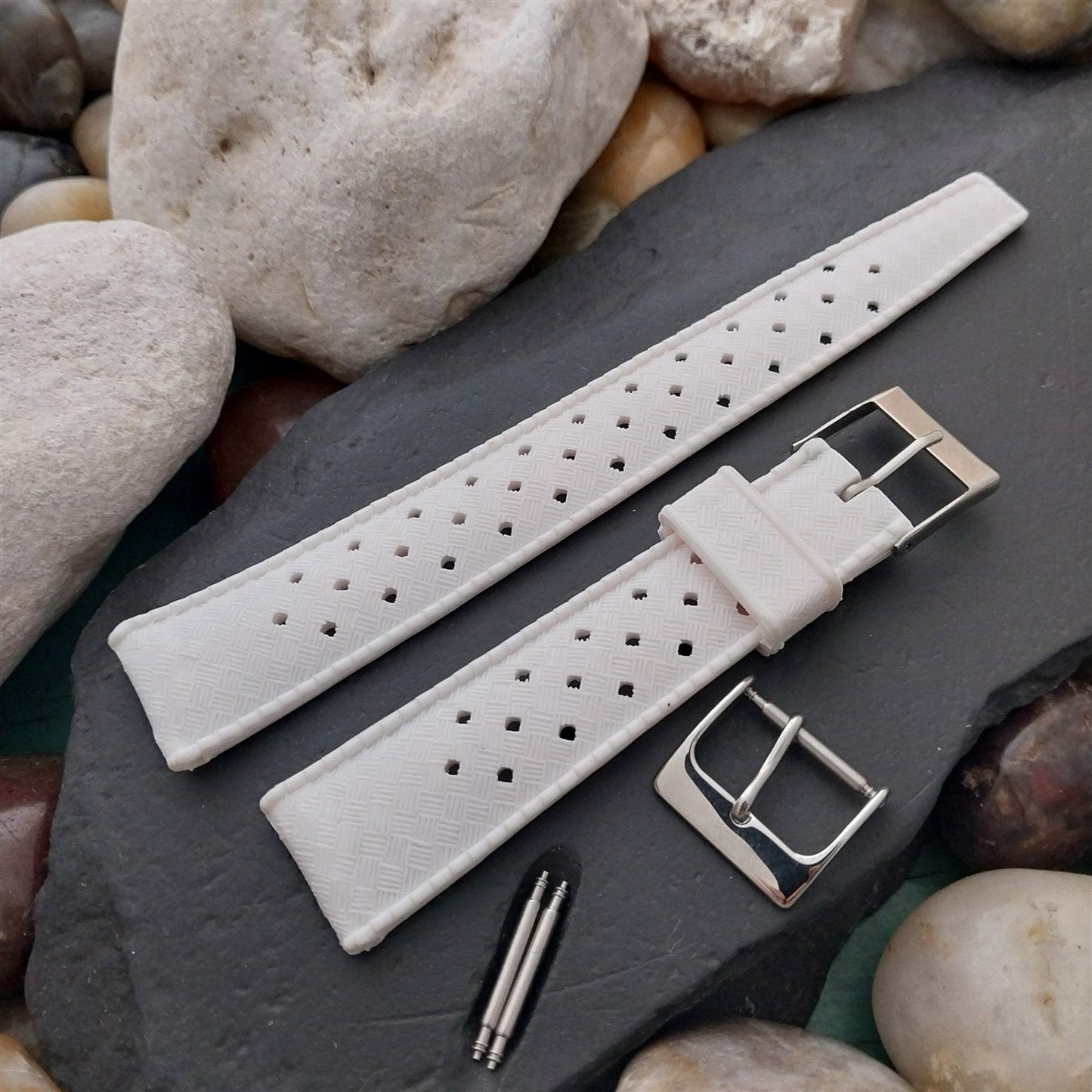 19mm Skindiver Perforated White Tropical Classic 1960s Unused Vintage Watch Band