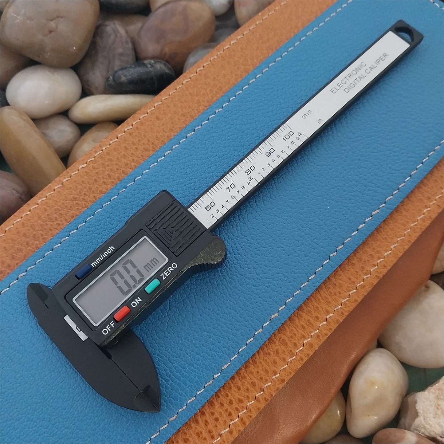 Digital Caliper For Measuring Watch Band Ends, Lug Spacing & More