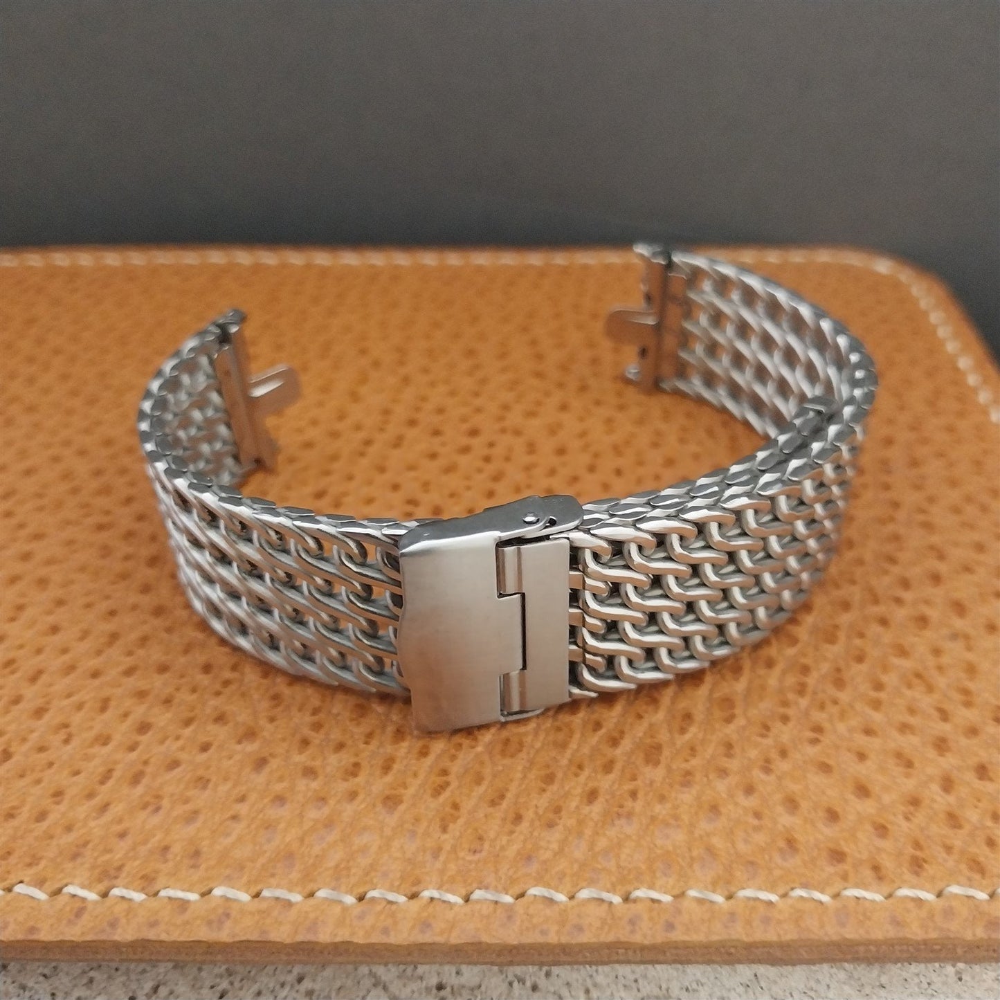 Vintage 17.2mm Stainless Steel Thick Mesh Kreisler nos Unused Classic Watch Band