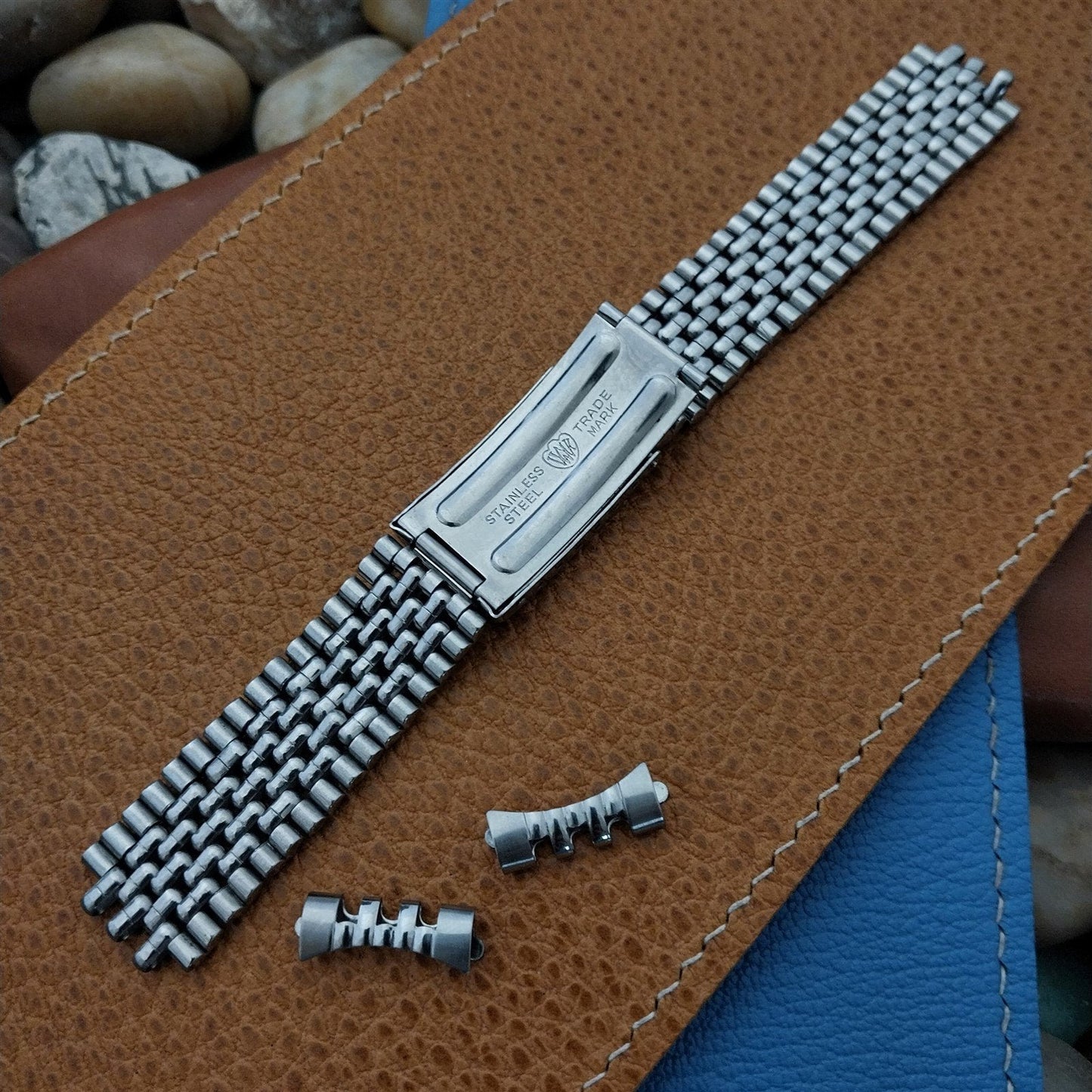 18mm Beads of Rice Stainless Steel Unused Vintage Watch Band nos 1960s-1970s