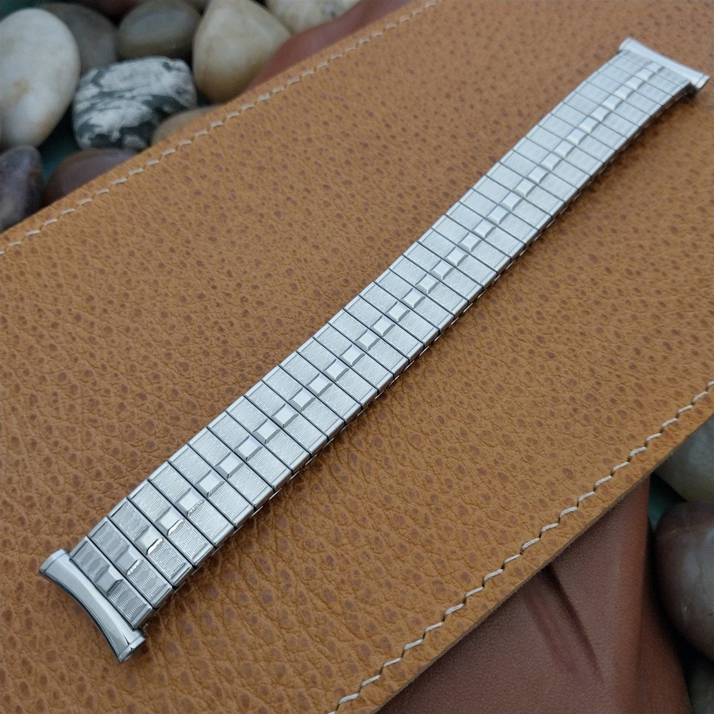NOS Stainless Steel Expansion 16mm-20mm BearFlex Japan 1970s Vintage Watch Band