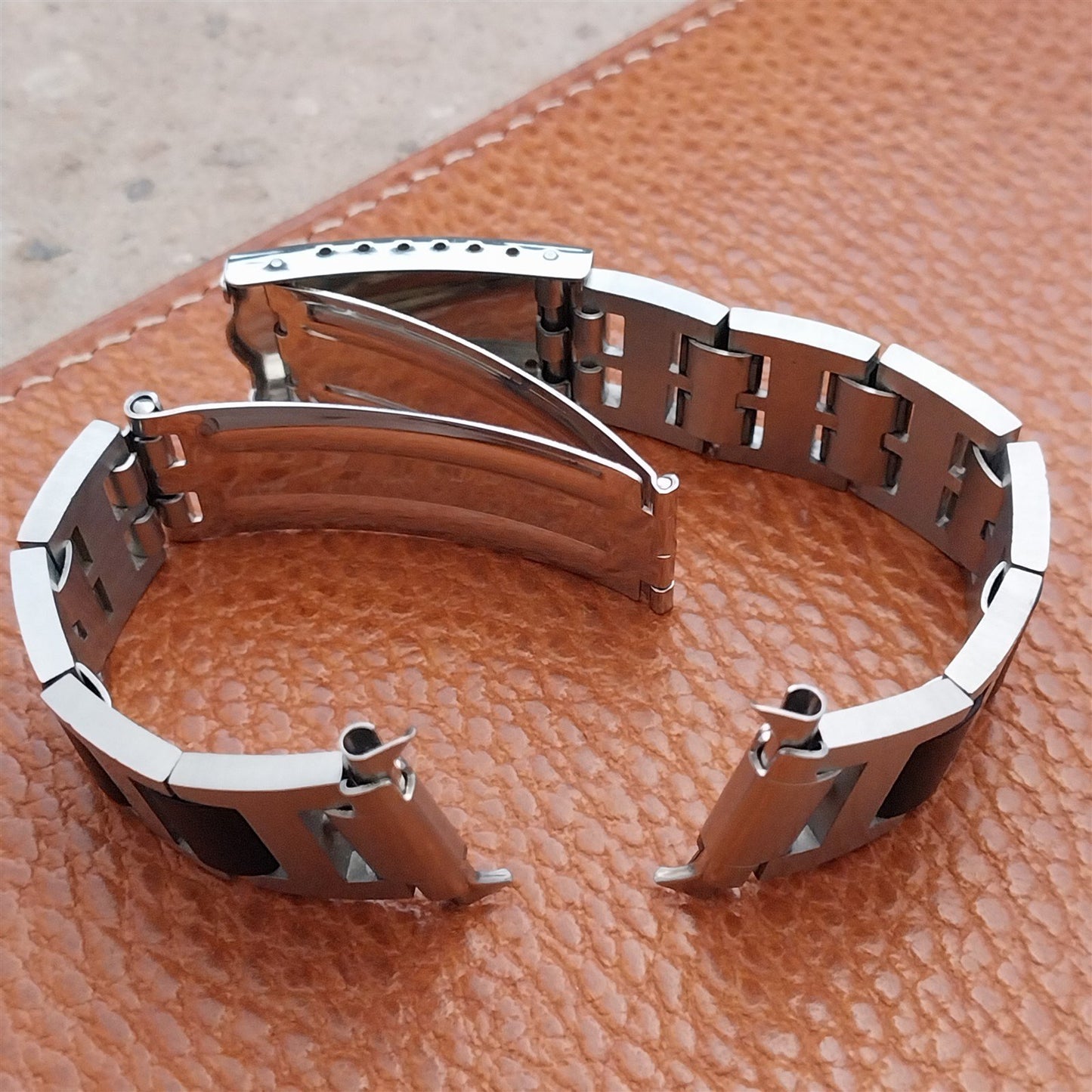 22mm 20mm Solid Stainless Steel & Black JB Champion USA 1960s Unused Watch Band