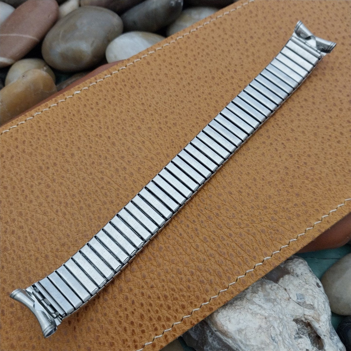 19mm 18mm 17mm Kreisler Stainless Steel Long DuraFlex 1960s Vintage Watch Band