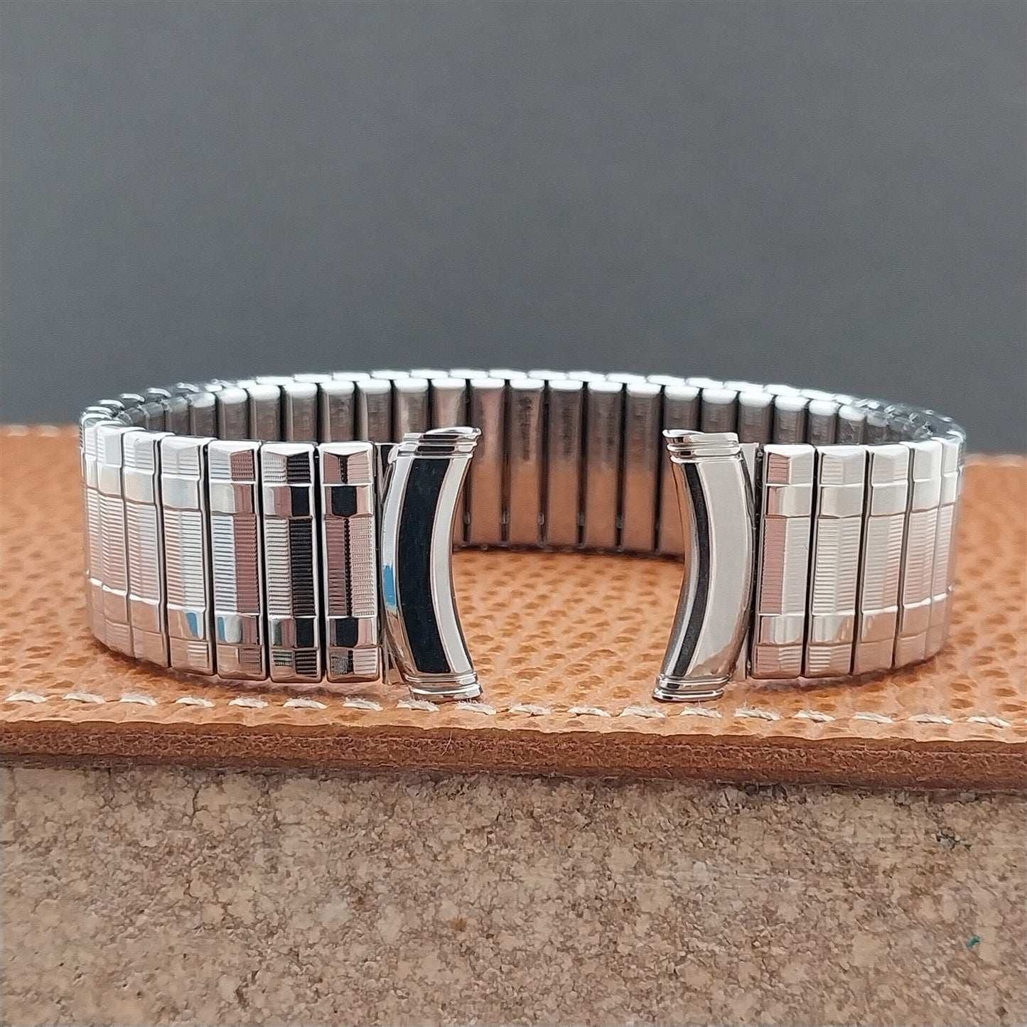 19mm 18mm 17mm Kreisler Stainless Stretch Long Unused 1960s Vintage Watch Band