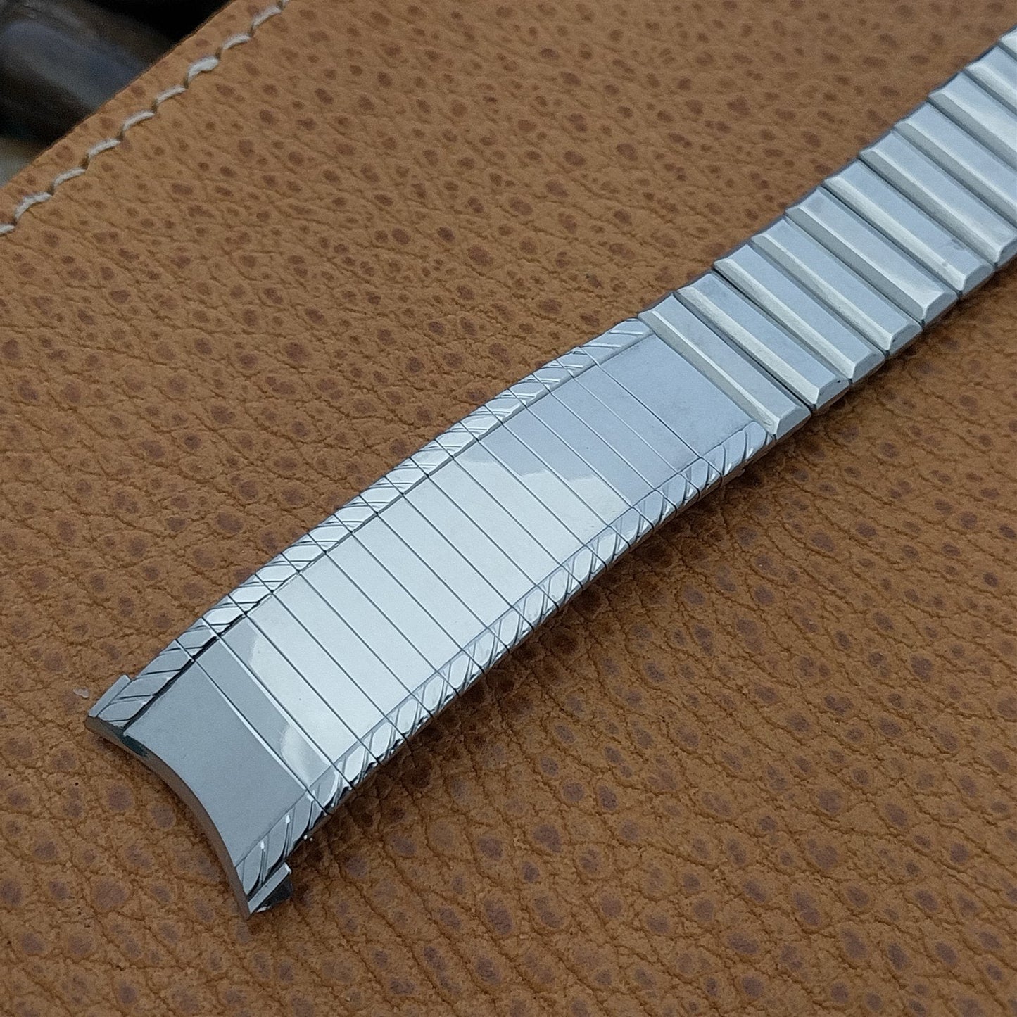 18mm 19mm Kreisler USA Stainless Steel nos Classic 1960s Vintage Watch Band