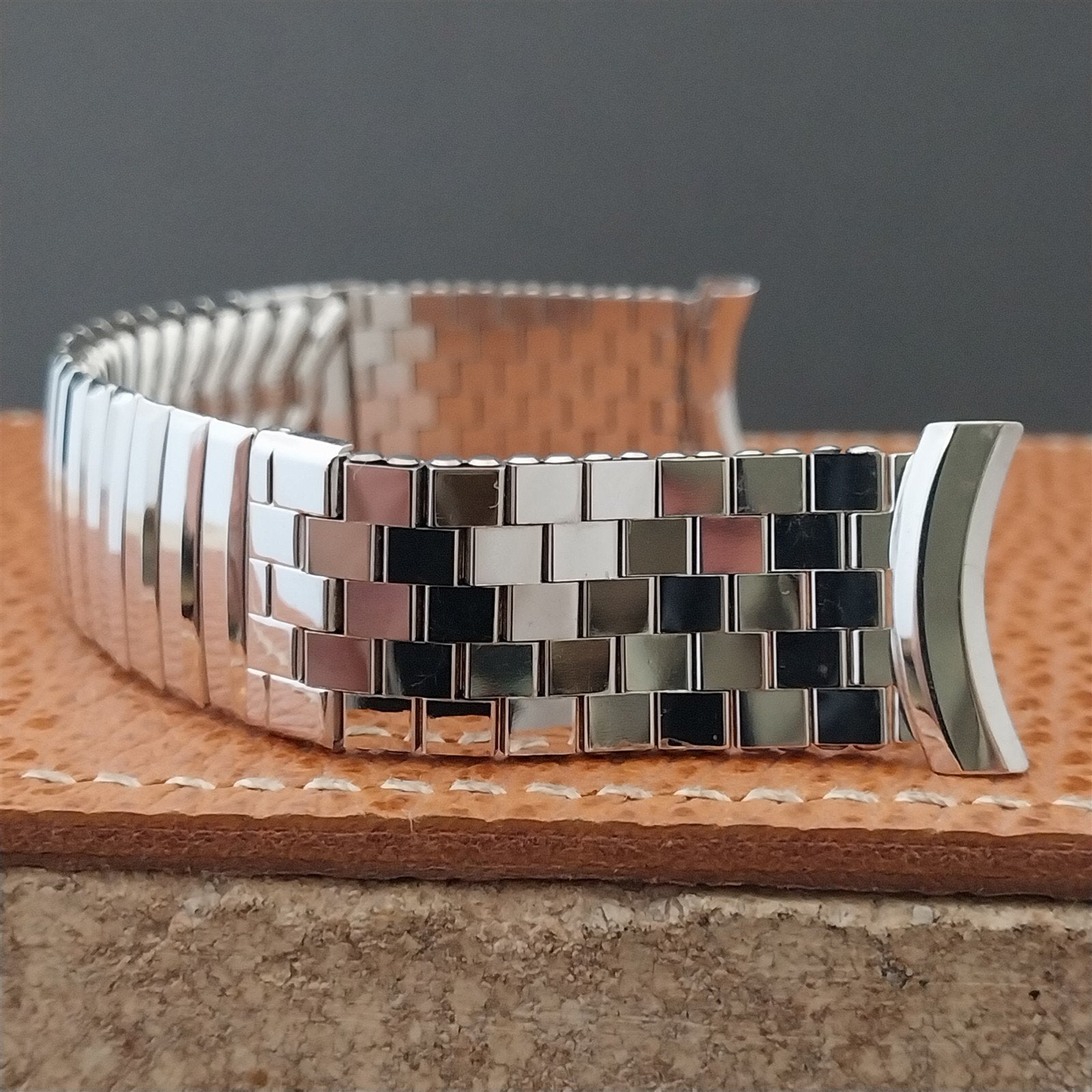 Vintage 19mm 18mm 17mm White Gold-Filled Kreisler Long Classic 1950s Watch Band