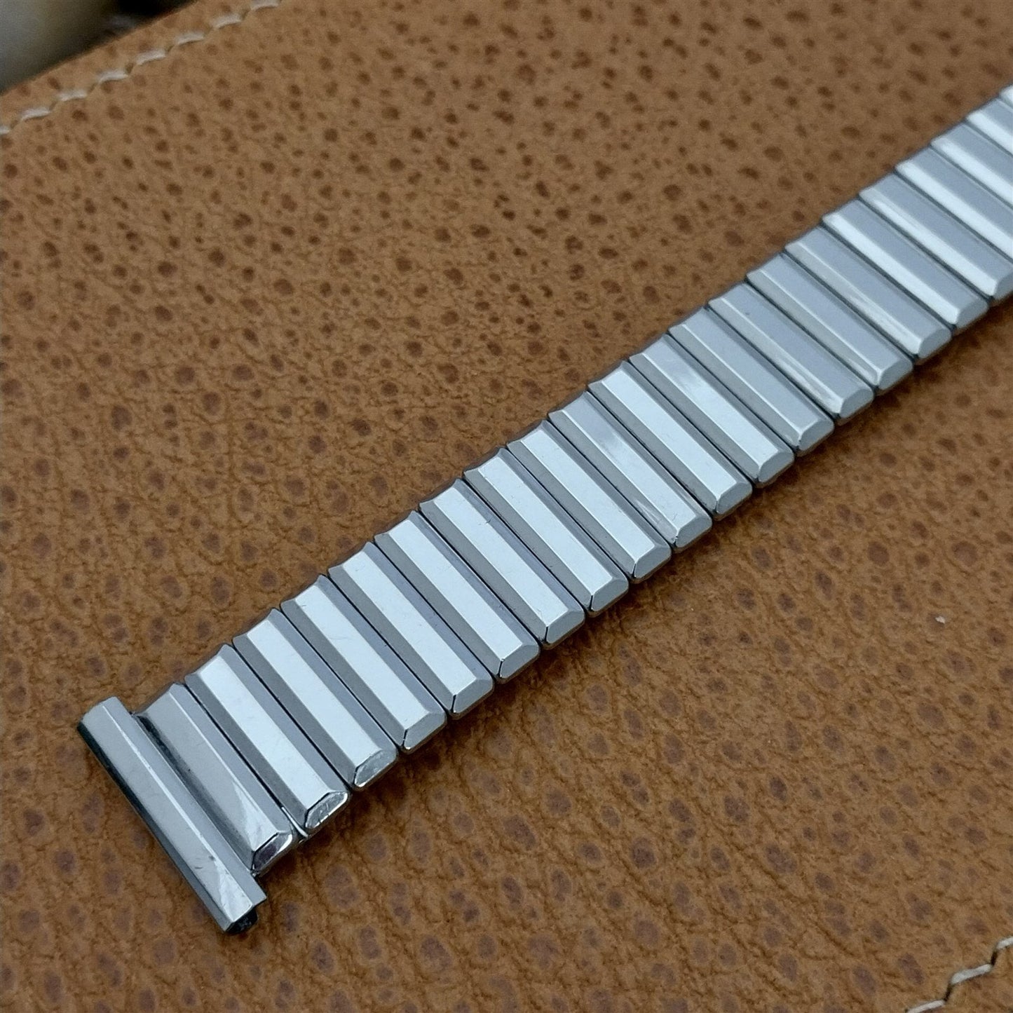 19mm 18mm 16mm Kreisler 12k White Gold-Filled Unused 1950s Vintage Watch Band