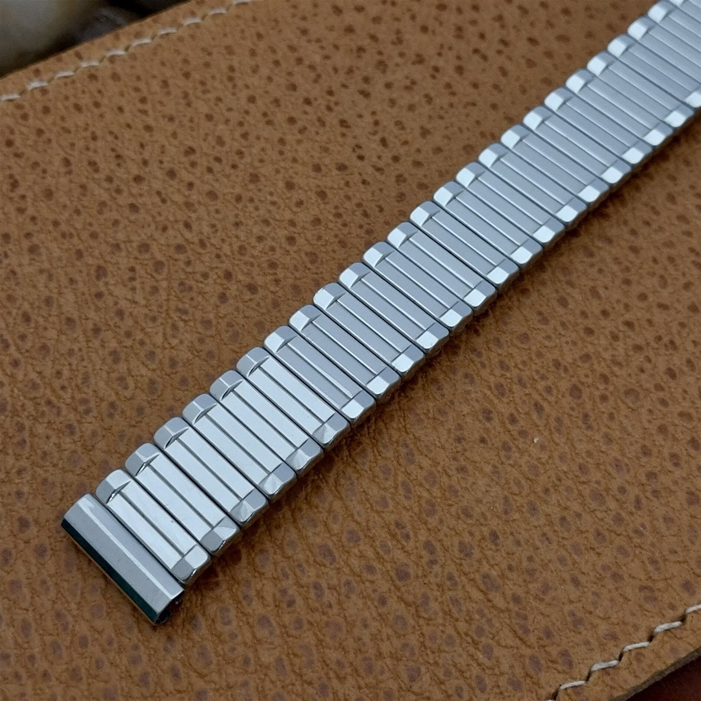 5/8" Kreisler USA 10k White Gold-Filled Unused Classic 1950s Vintage Watch Band