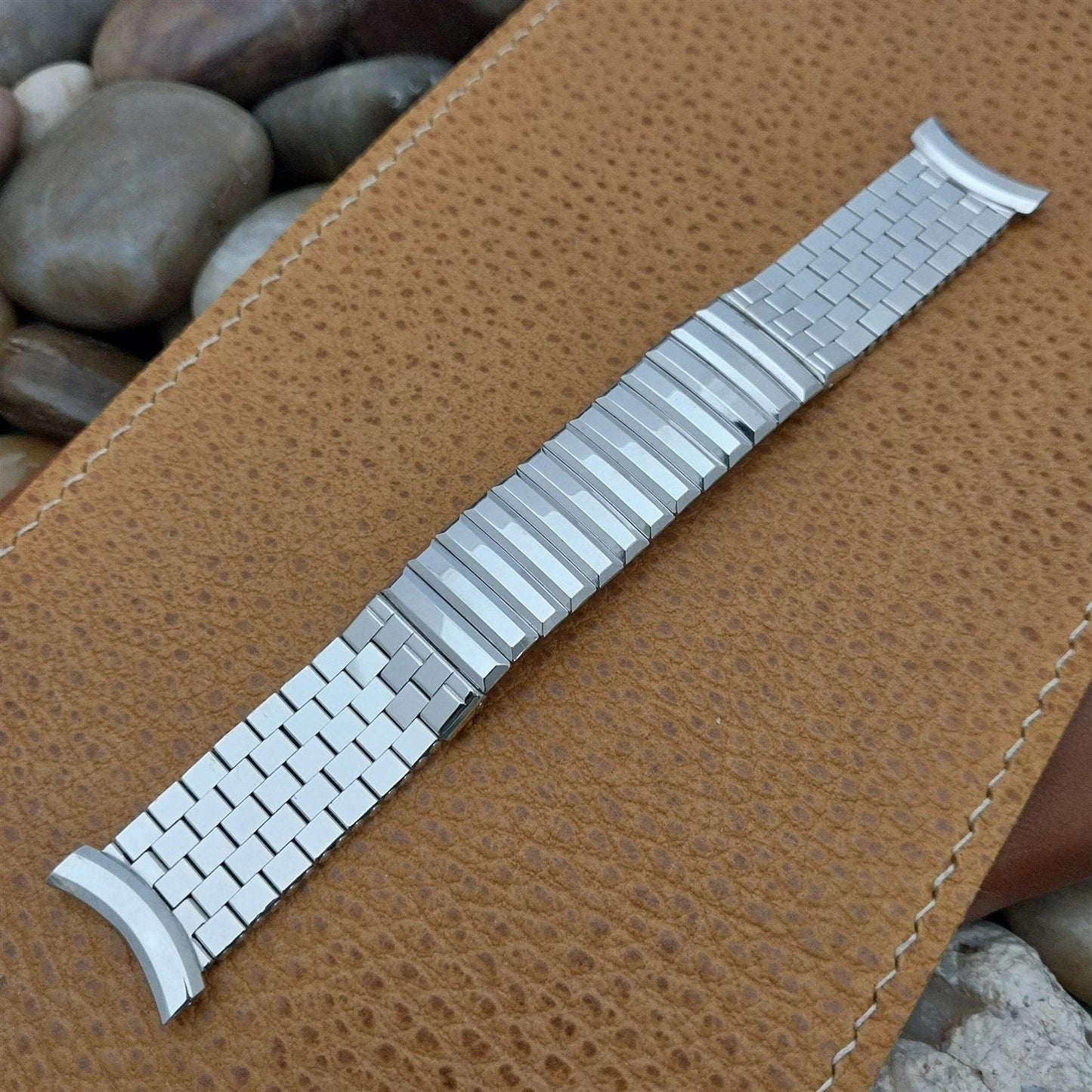 19mm 18mm White Gold-Filled Kreisler Short Brick Link 1950s Vintage Watch Band