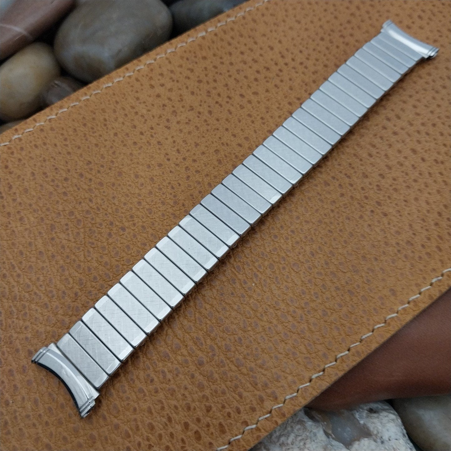 16mm 18mm 19mm Kreisler USA Stainless Steel nos 1950s Vintage Watch Band