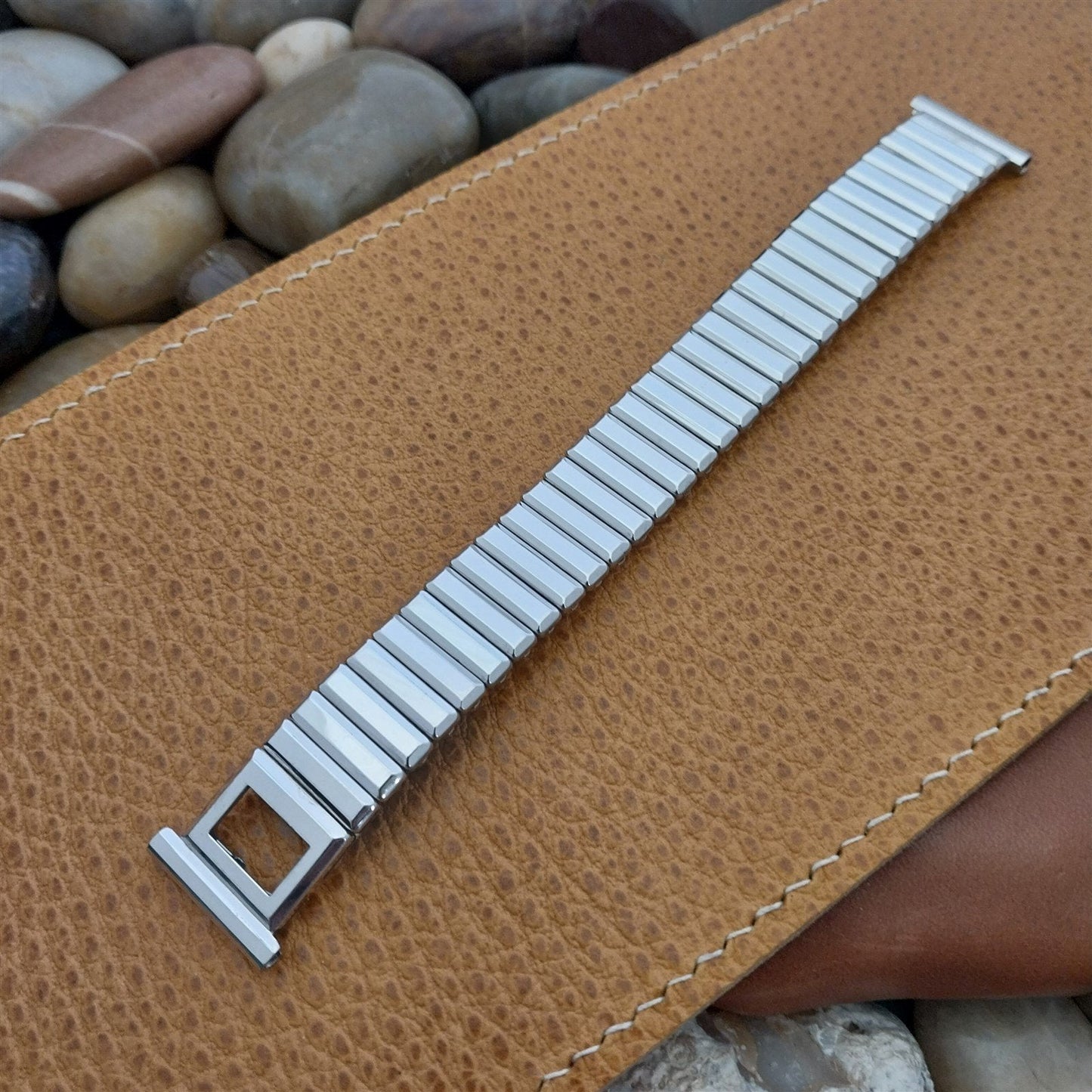 19mm 18mm 16mm 1950s Kreisler 14K White Gold-Fill Signet 5/8 Vintage Watch Band