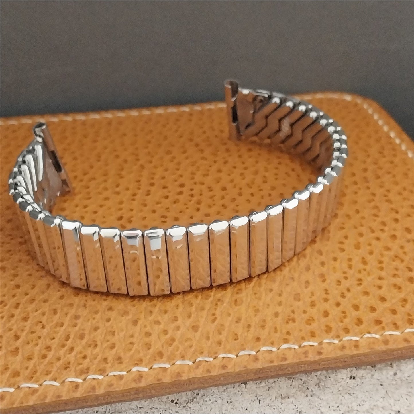 Vintage Kreisler 19mm 18mm 12k White Gold-Filled Long Unused 1950s Watch Band