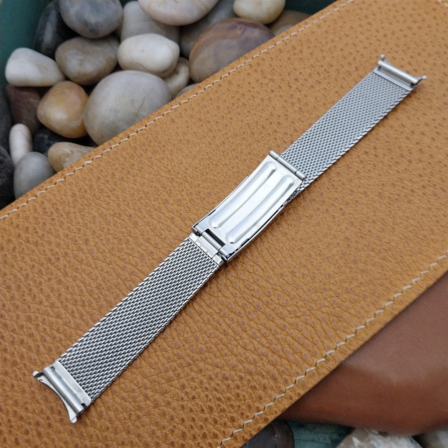 17.2mm Stainless Steel Mesh Classic nos 1960s Vintage Watch Band