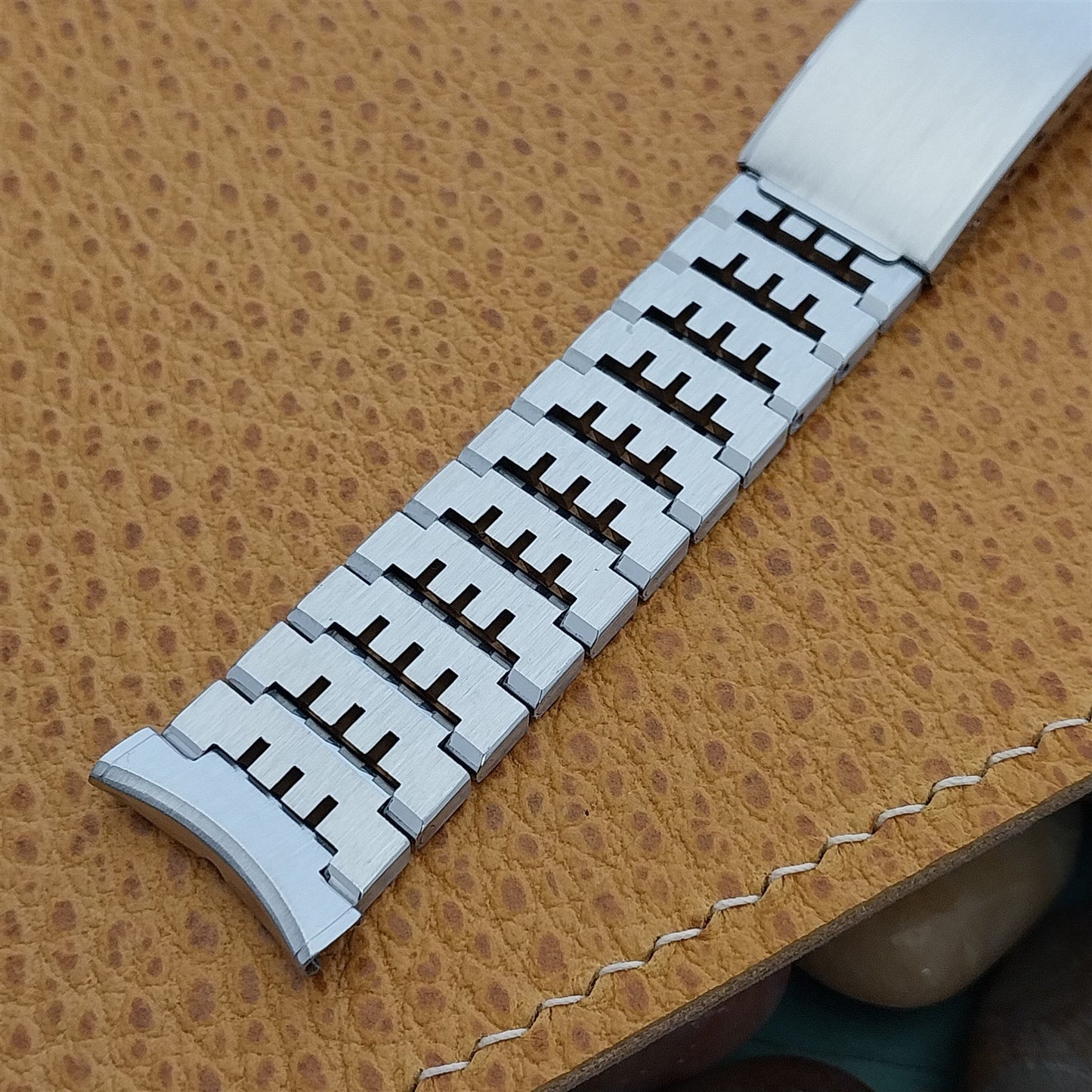 19mm 18mm Bulova Solid-Link Stainless Steel Unsued nos 1970s Vintage Watch Band