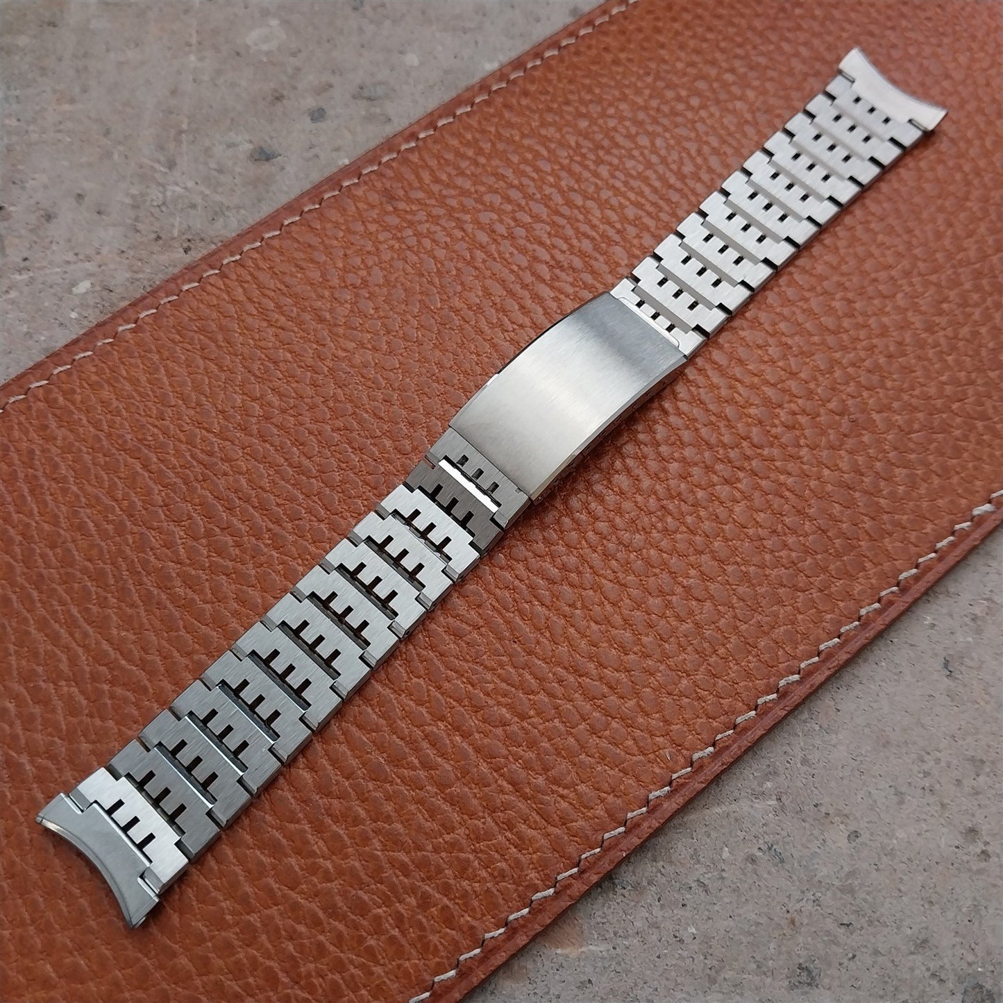 19mm 18mm 17mm Bulova Solid-Link Stainless Steel 1970s Vintage Watch Band