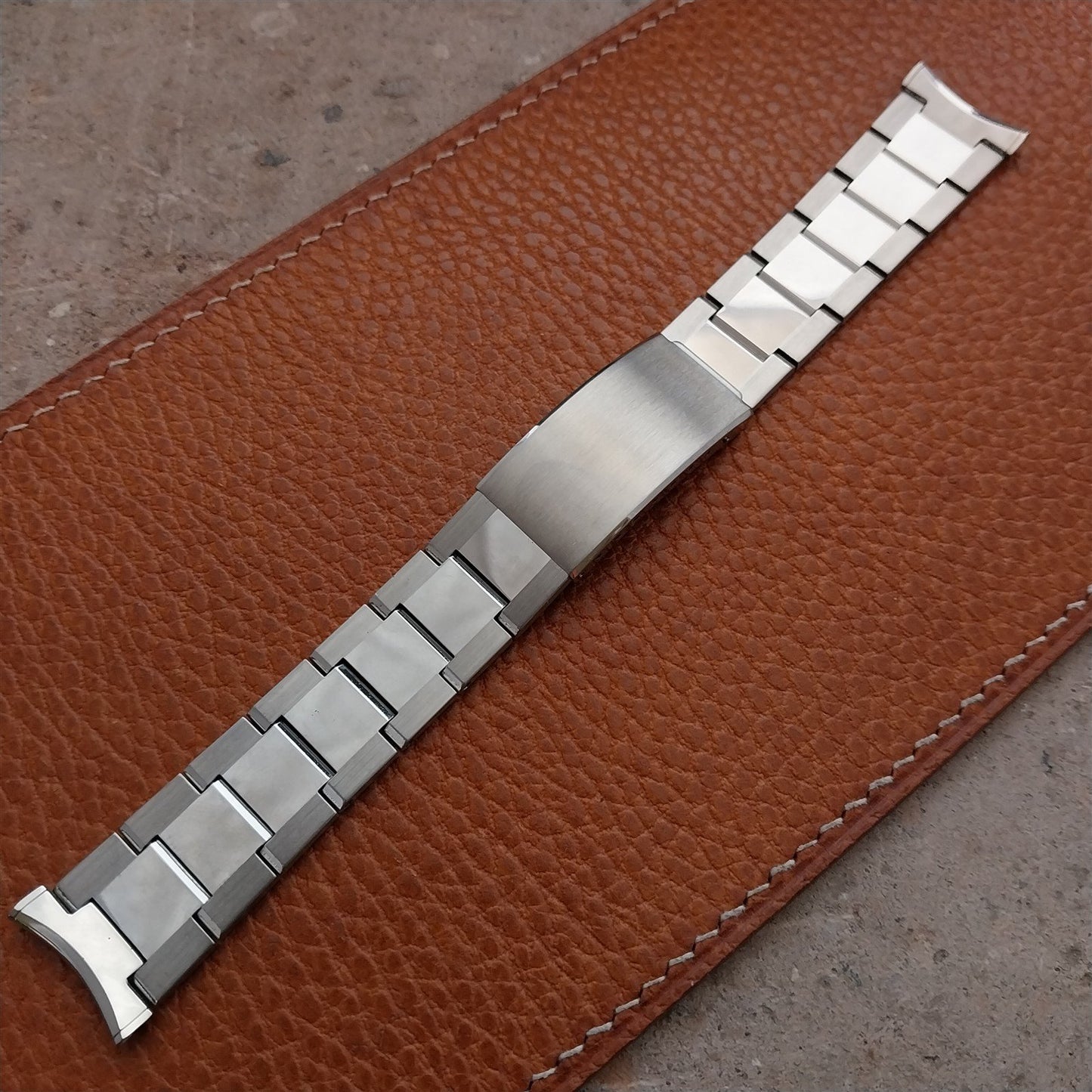 19mm 18mm 17mm Bulova Solid-Link Stainless Steel nos 1970s Vintage Watch Band