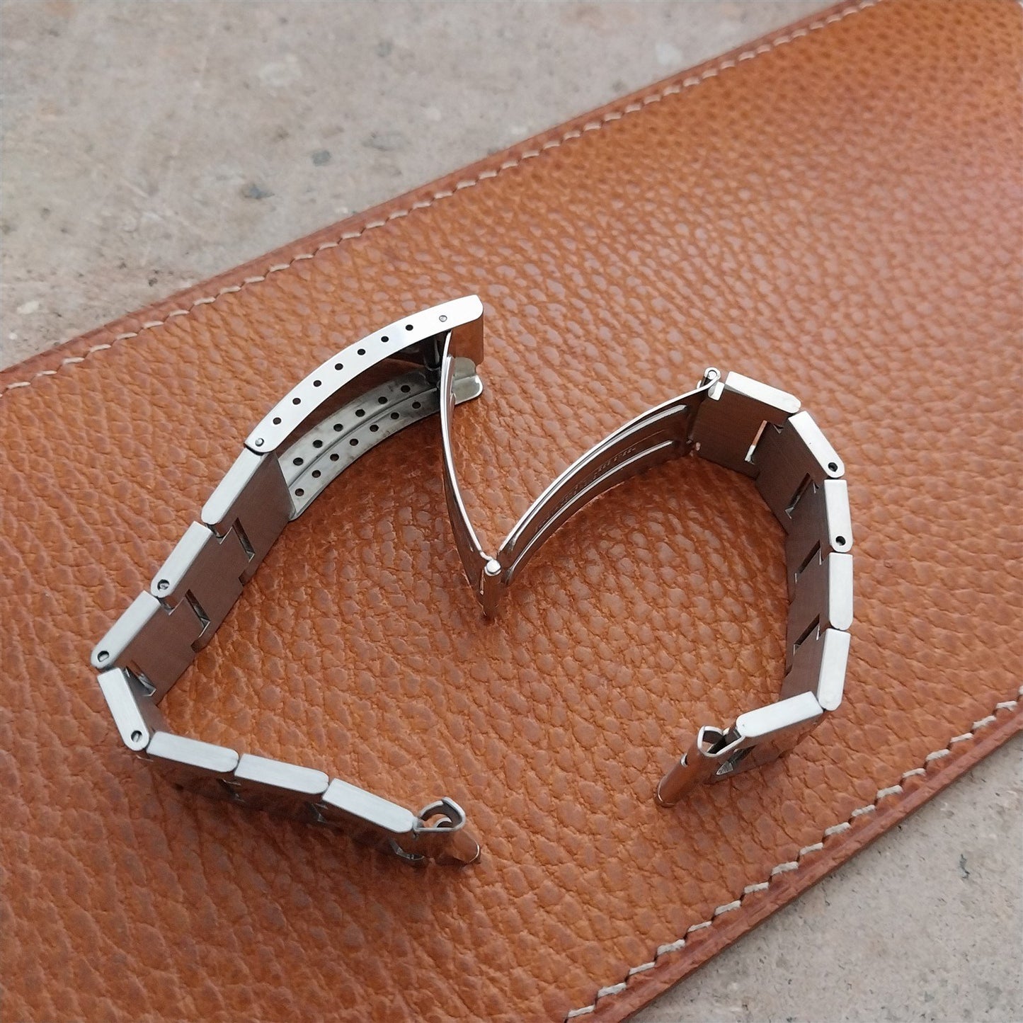 19mm 18mm 17mm Bulova Solid-Link Stainless Steel nos 1970s Vintage Watch Band