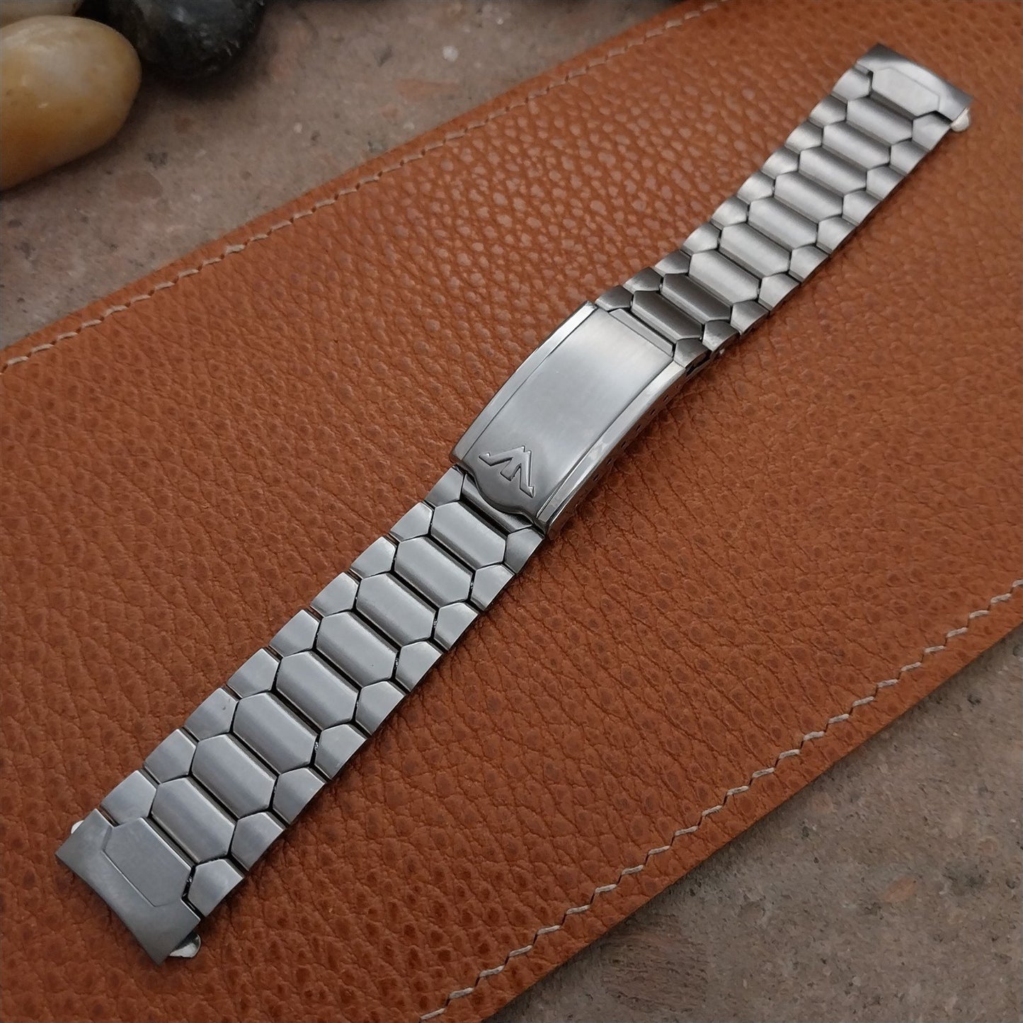 Vintage 17.6mm Wittnauer Stainless Steel Kestenmade Bambi Unused NOS Watch Band