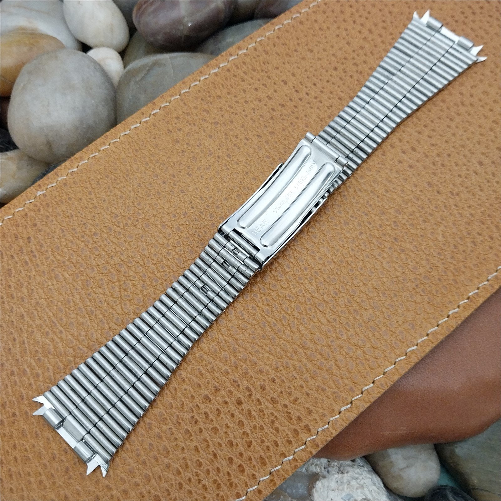 28mm Stainless Steel Bear Unused lcd led Vintage Watch Band What Does it Fit??