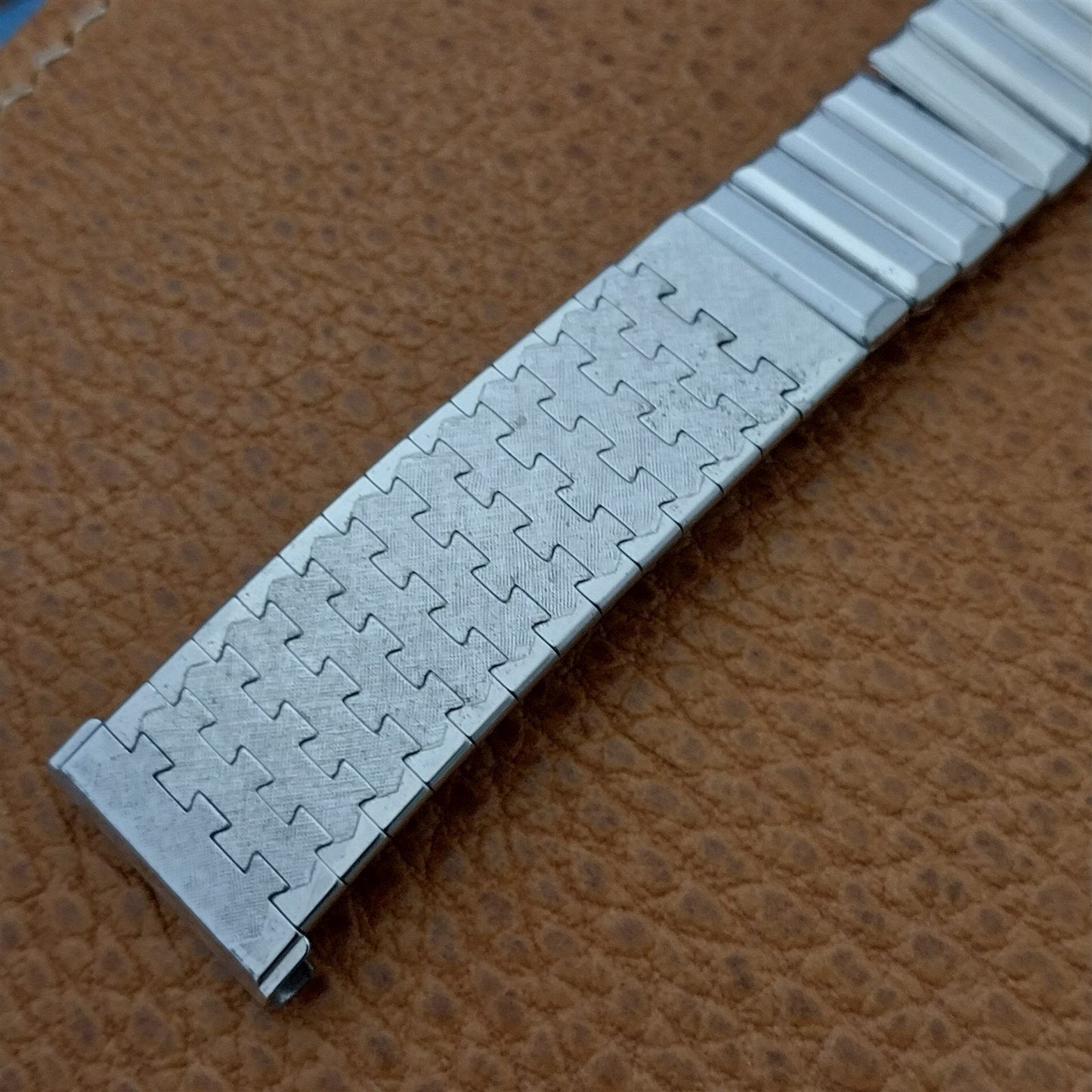 17.2mm Kreisler White Gold-Filled Unused Classic mcm 1960s Vintage Watch Band