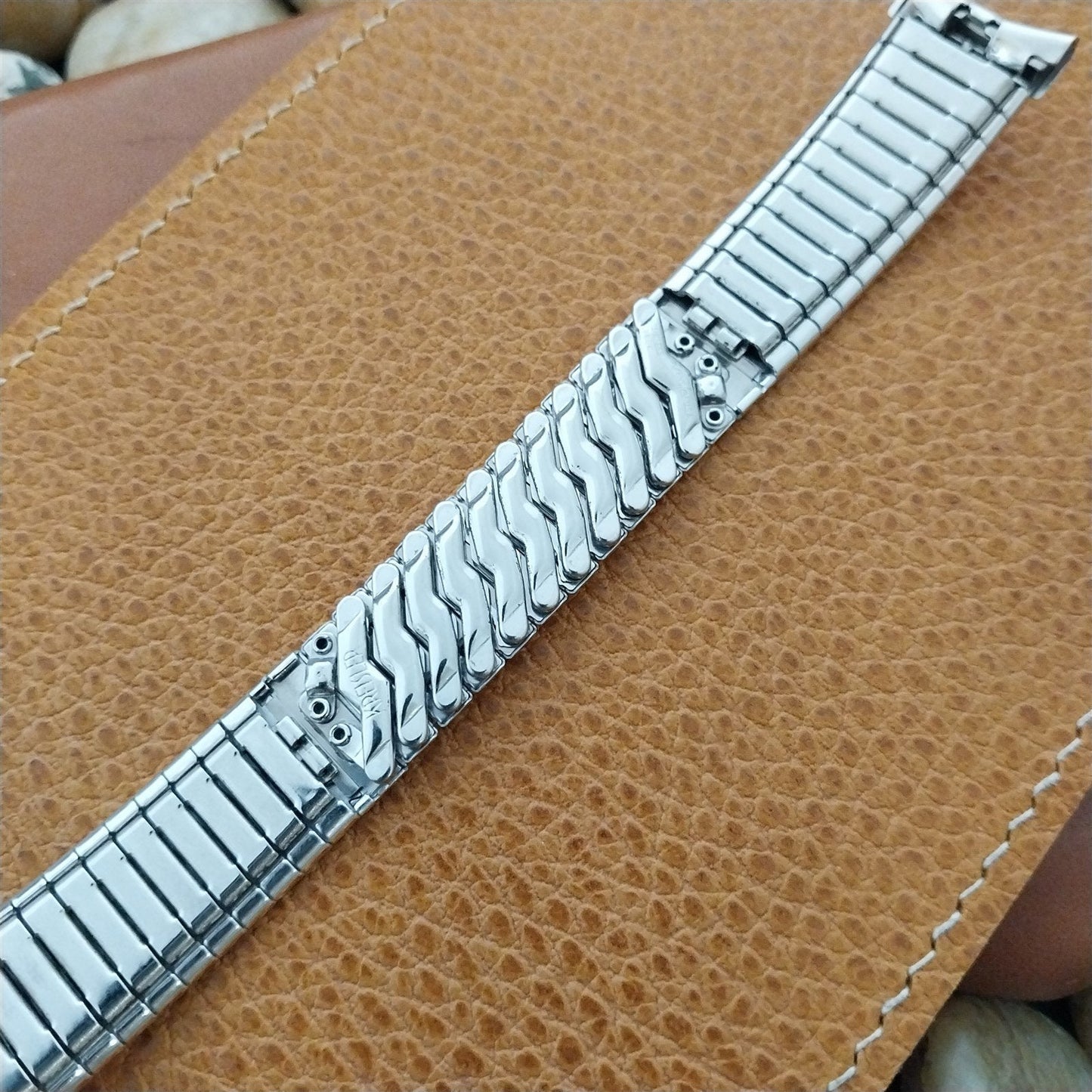 Kreisler White Gold-Filled 19mm 18mm 17mm Classic nos 1960s Vintage Watch Band