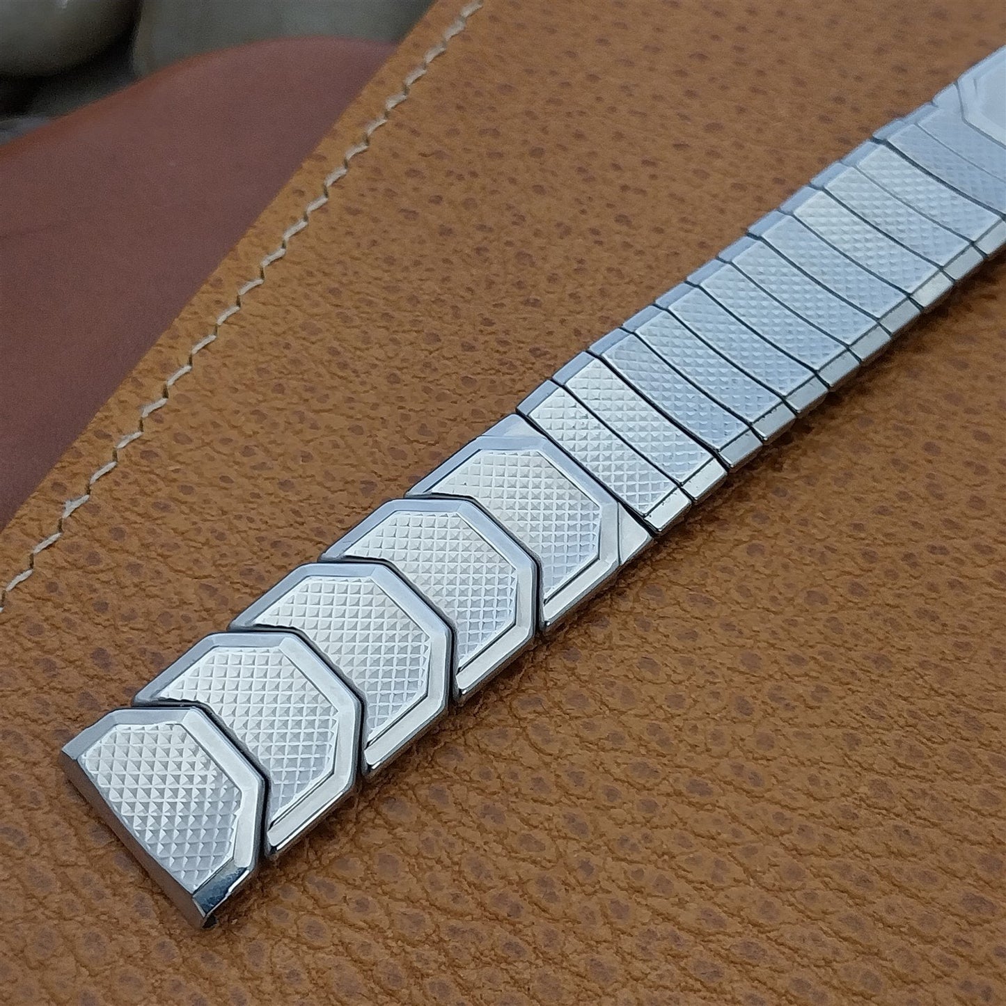 Vintage 17.2mm Kreisler Vintage White Gold-Filled nos MCM Classic Watch Band