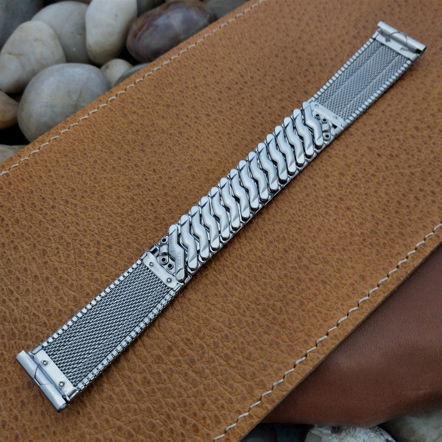 19mm 18mm 17.2mm Kreisler USA Stainless Steel Unused 1960s Vintage Watch Band