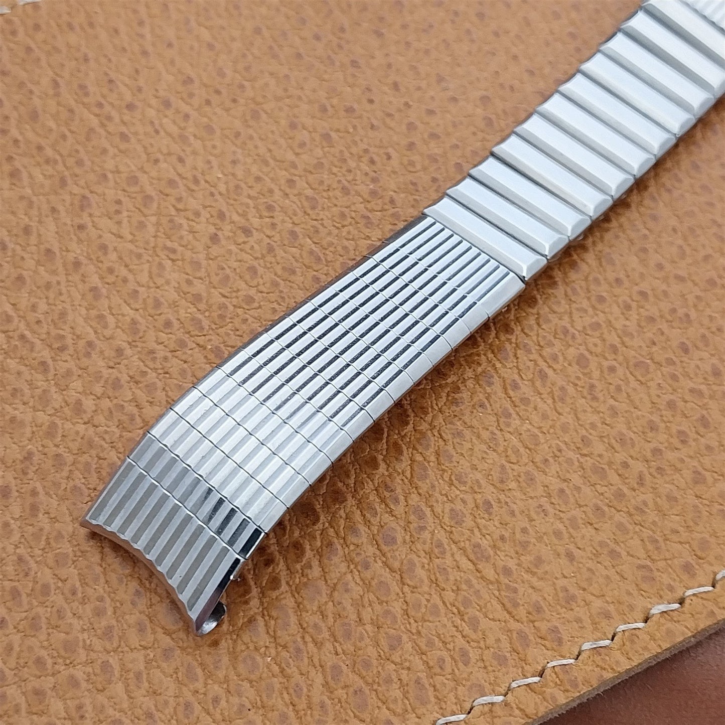 17.2mm Kreisler USA Stainless Steel nos 1960s Vintage Watch Band