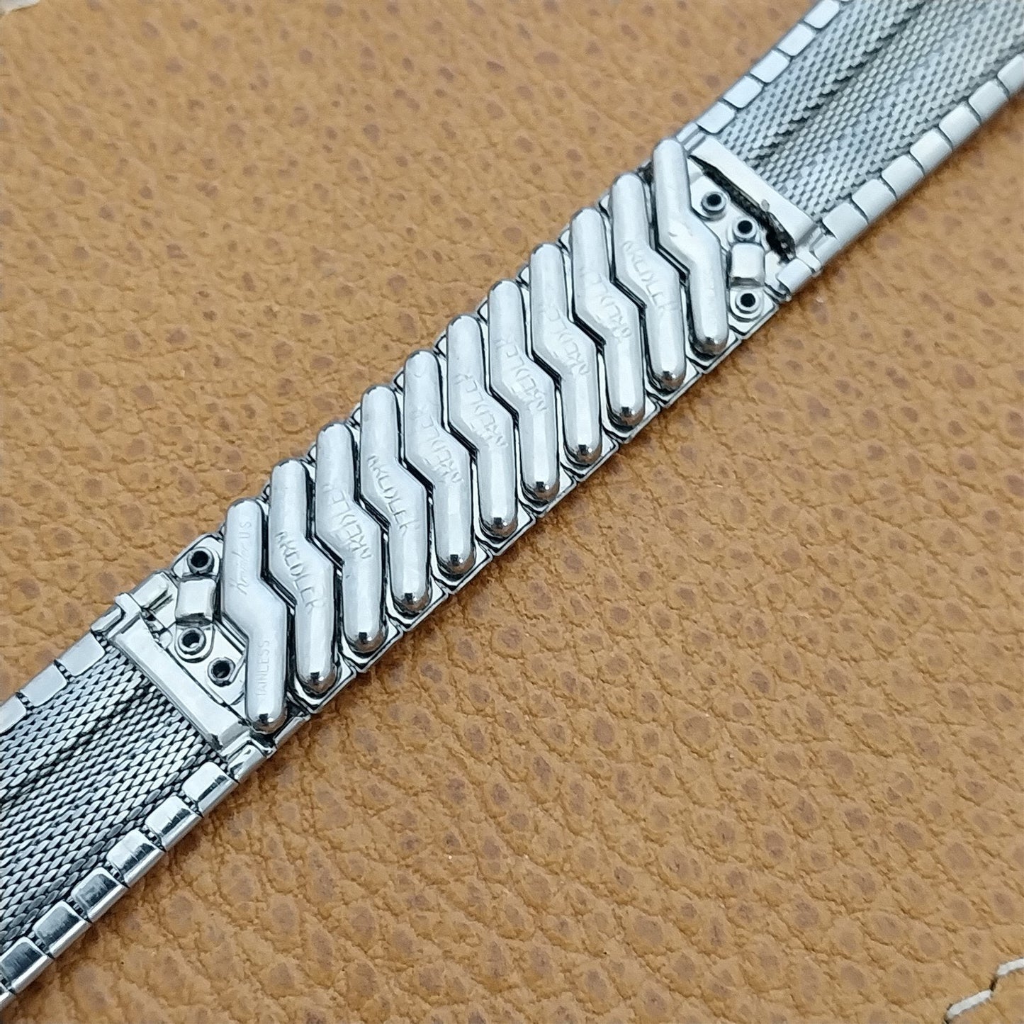 17.2mm Kreisler USA Stainless Steel nos 1960s Vintage Watch Band