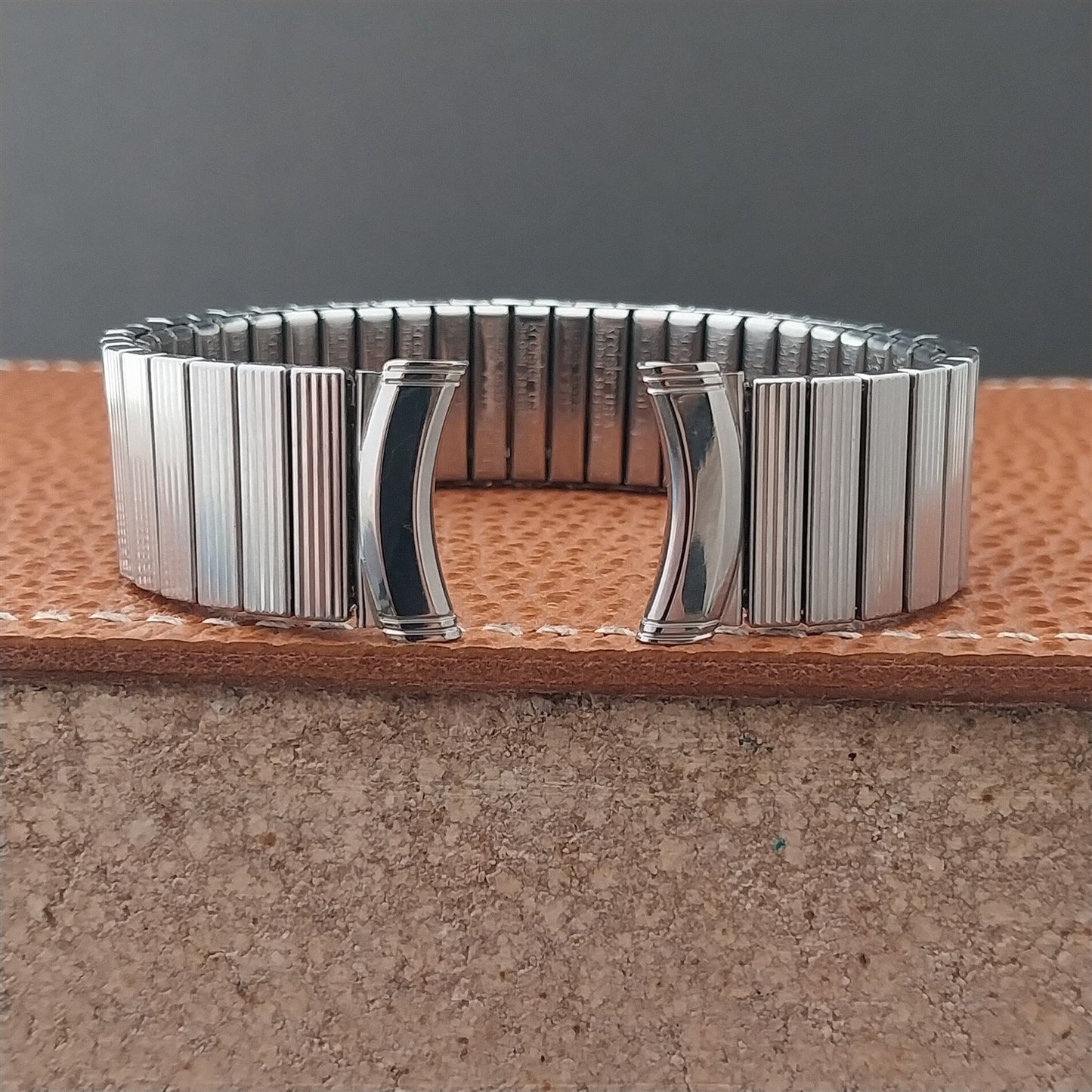 Vintage 19mm 18mm 17mm Kreisler Stainless Classic Stretch Unused 70s Watch Band