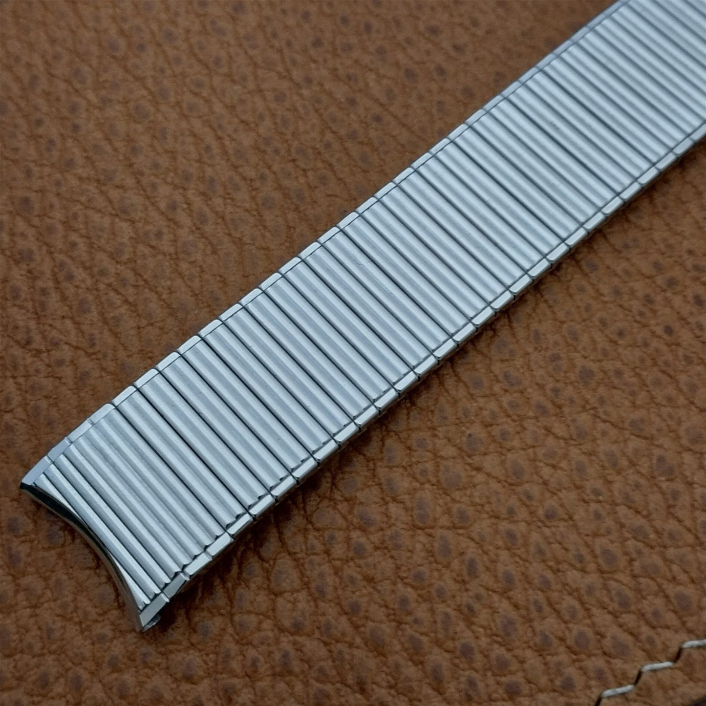 17.2mm White Gold-Filled Long Thinline Speidel Unused 1970s Vintage Watch Band