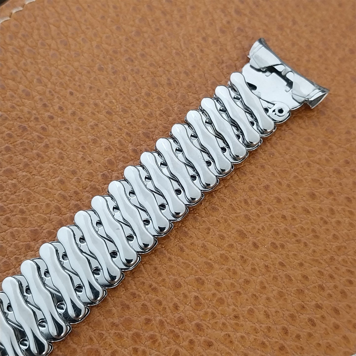 16mm 18mm 19mm Long Stainless Steel Expansion 1960s nos Vintage Watch Band