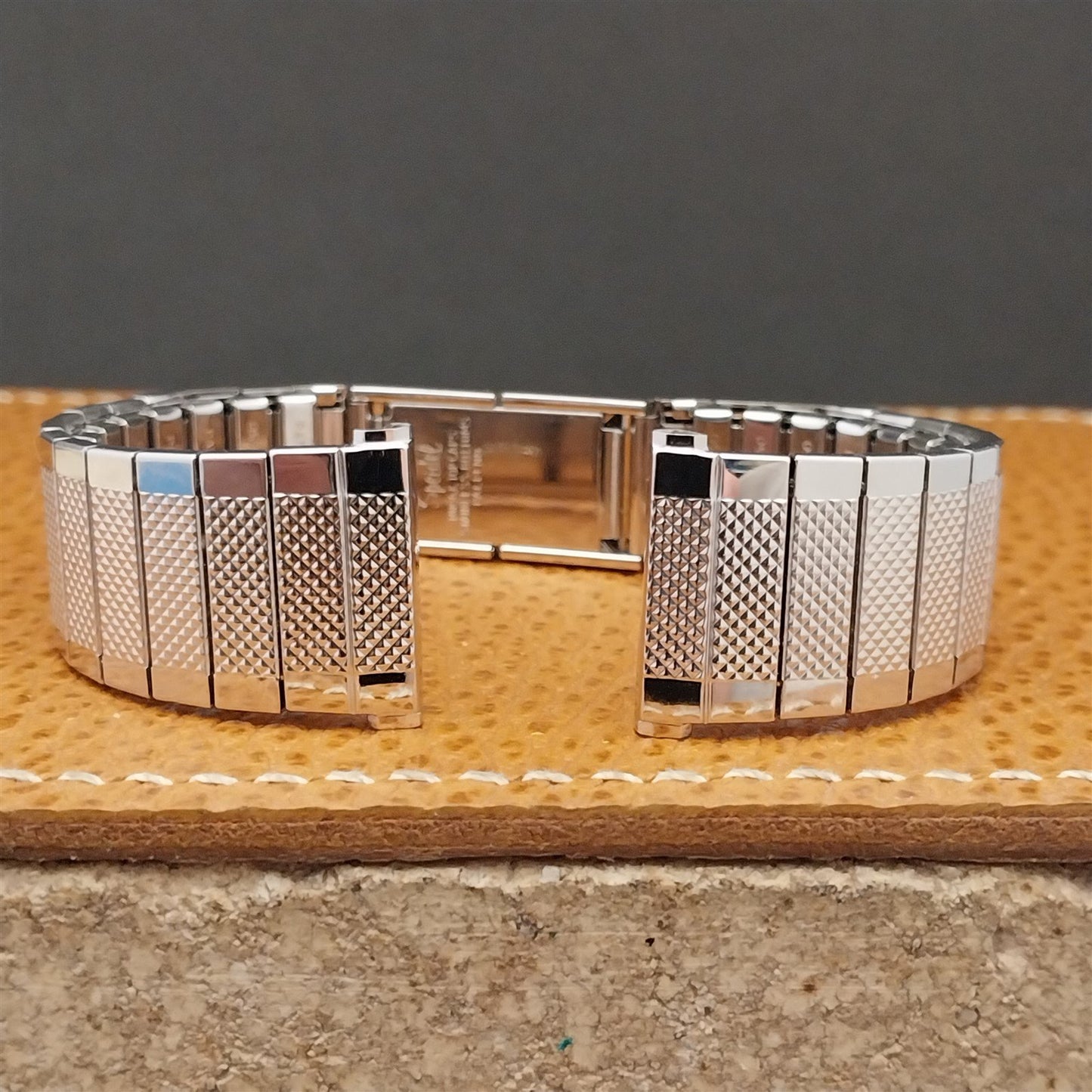 18mm 19mm 10k White Gold-Filled nos 1970s Speidel USA Unused Vintage Watch Band